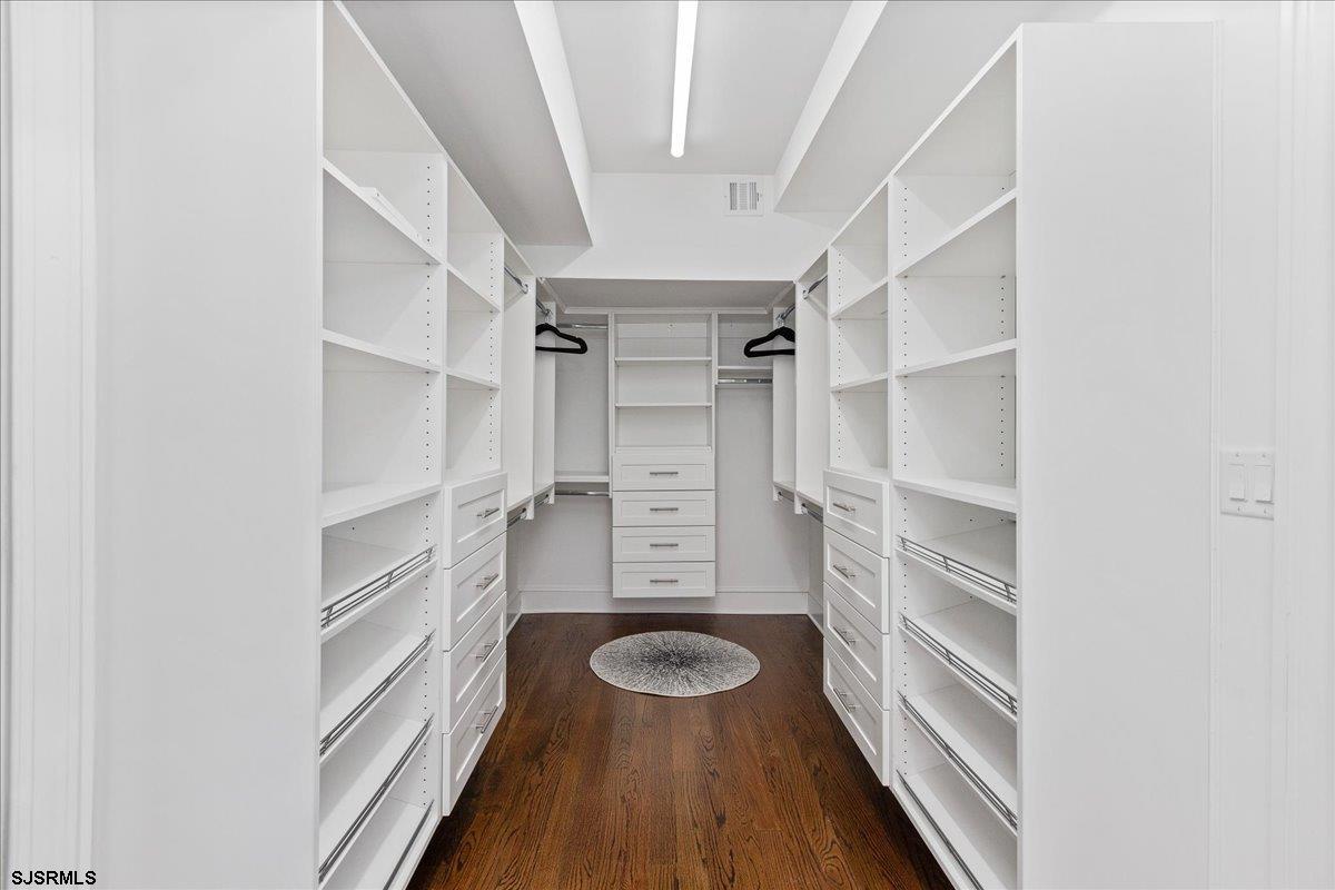 Ventnor, New Jersey 08406, United States, 7 Bedrooms Bedrooms, ,6 BathroomsBathrooms,Residential,Active,39116