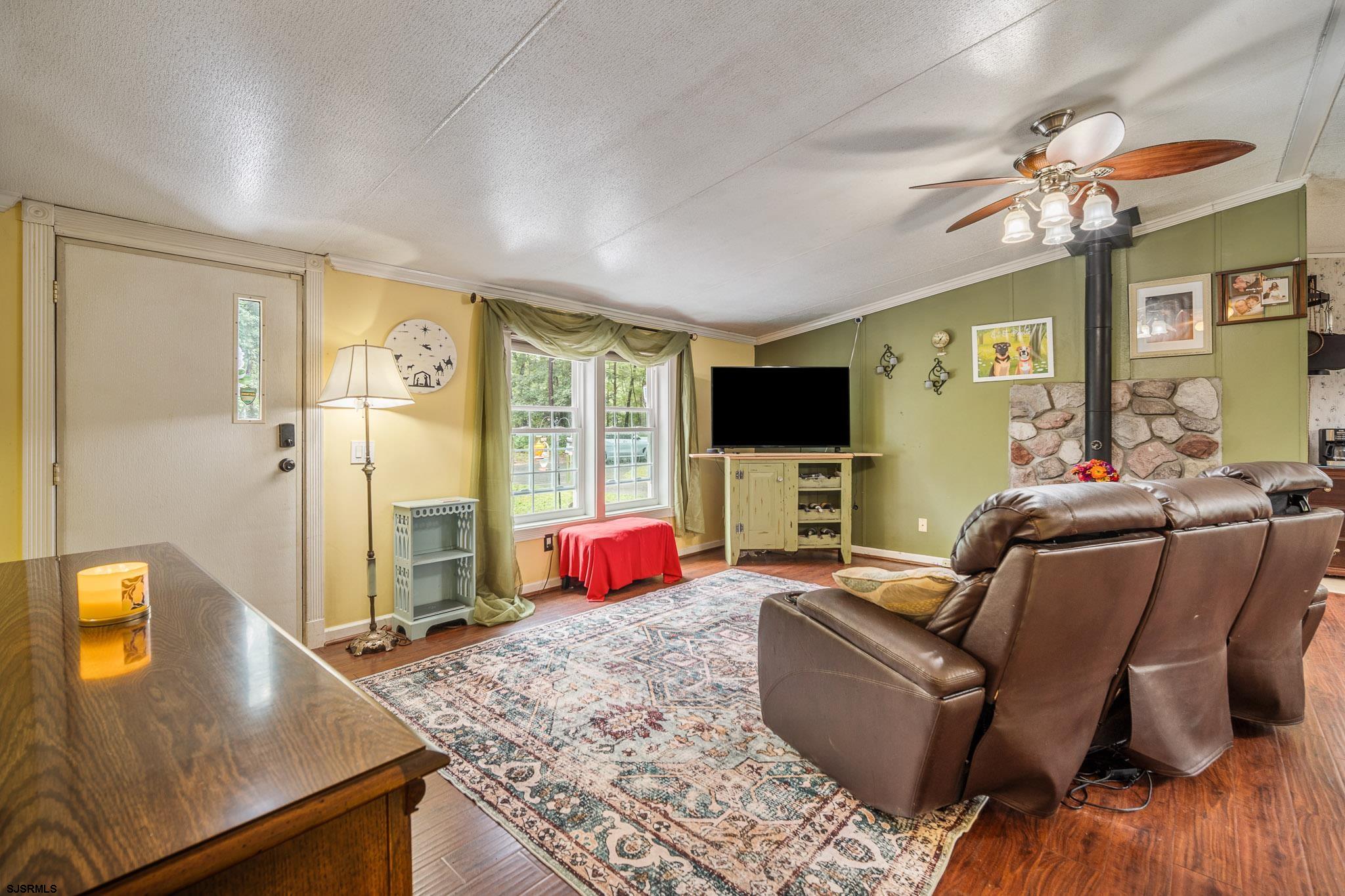 Mays Landing, New Jersey 08330, United States, 4 Bedrooms Bedrooms, ,2 BathroomsBathrooms,Residential,Active,178223