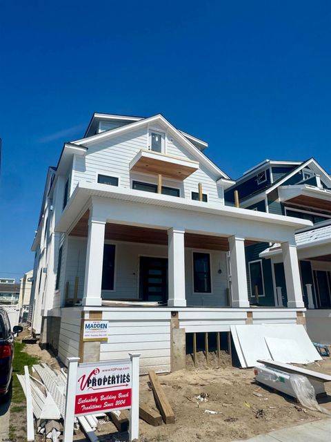 Photo of 622 Atlantic Ave B #B, Ocean City, NJ 08226 (MLS # 604990)