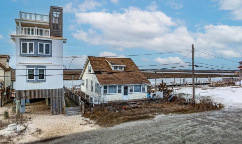 Homes Sold - 2708 Bayview Dr<br/> Strathmere, NJ 08248