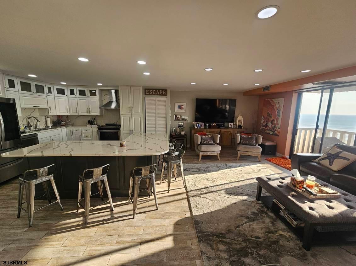 Atlantic City, New Jersey 08401, United States, 1 Bedroom Bedrooms, ,1 BathroomBathrooms,Residential,Active,252651