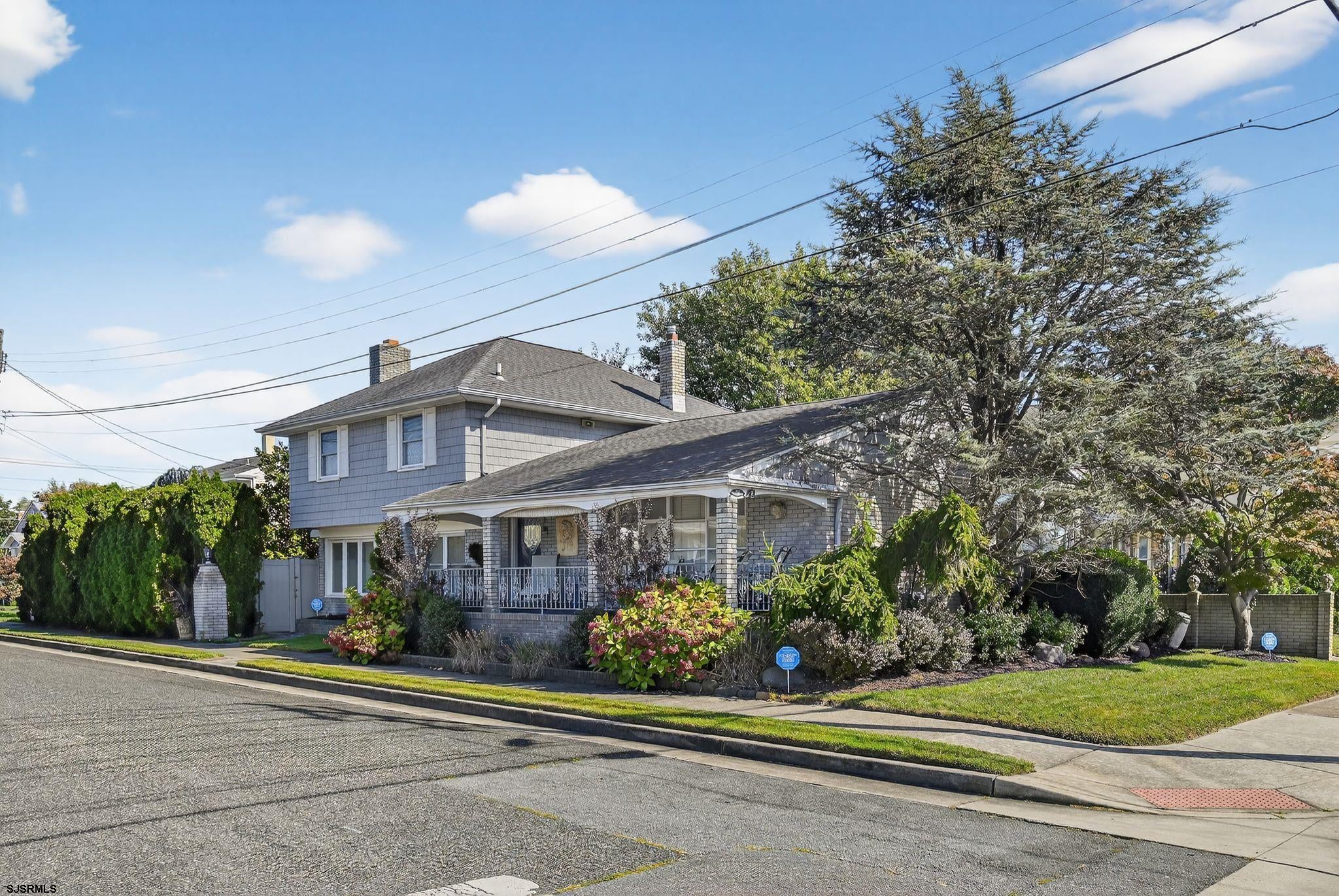 217 N Argyle Ave