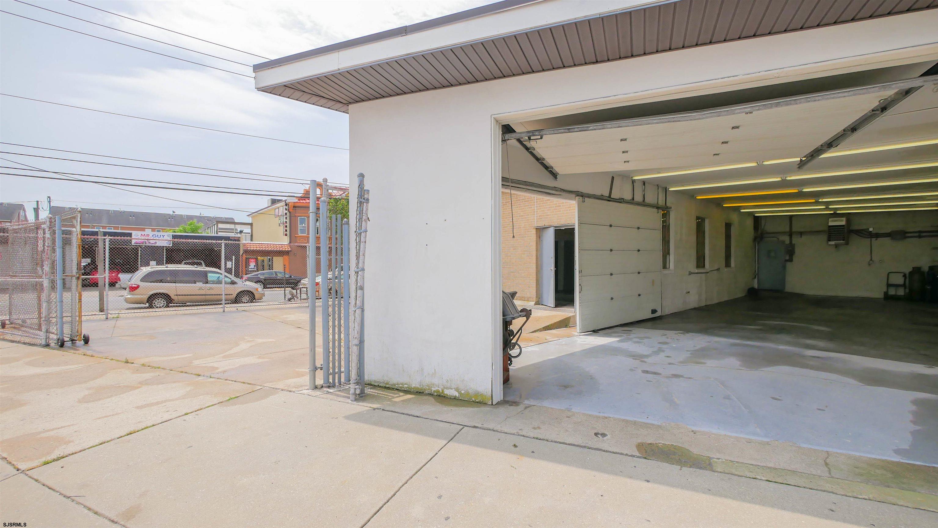 Photo 1 of 27 — 2431 Fairmount Ave, Atlantic City, NJ 08401