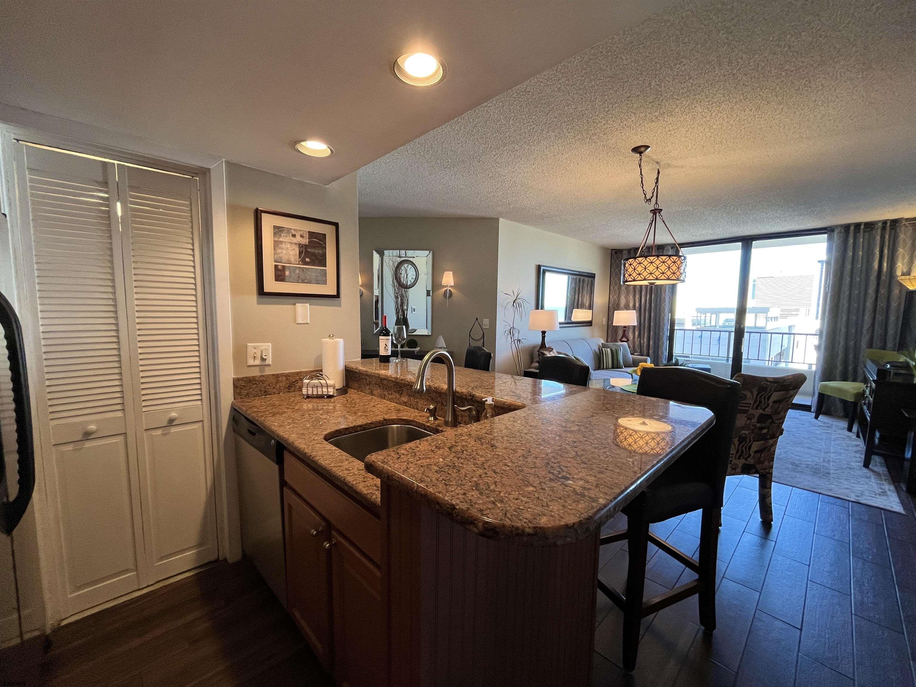 Atlantic City, New Jersey 08401, United States, 1 Bedroom Bedrooms, ,2 BathroomsBathrooms,Residential,Active,94520