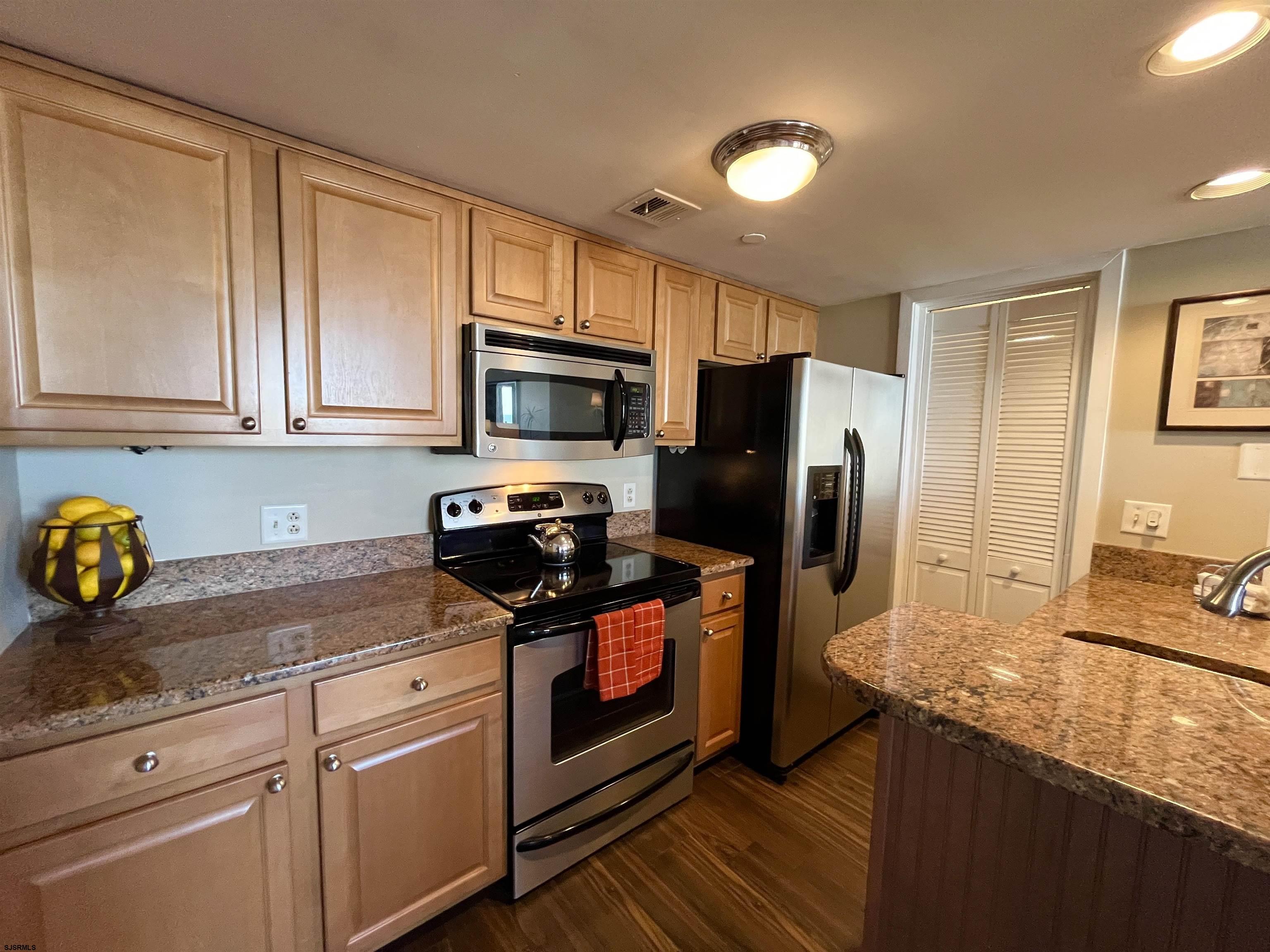 Atlantic City, New Jersey 08401, United States, 1 Bedroom Bedrooms, ,2 BathroomsBathrooms,Residential,Active,94520