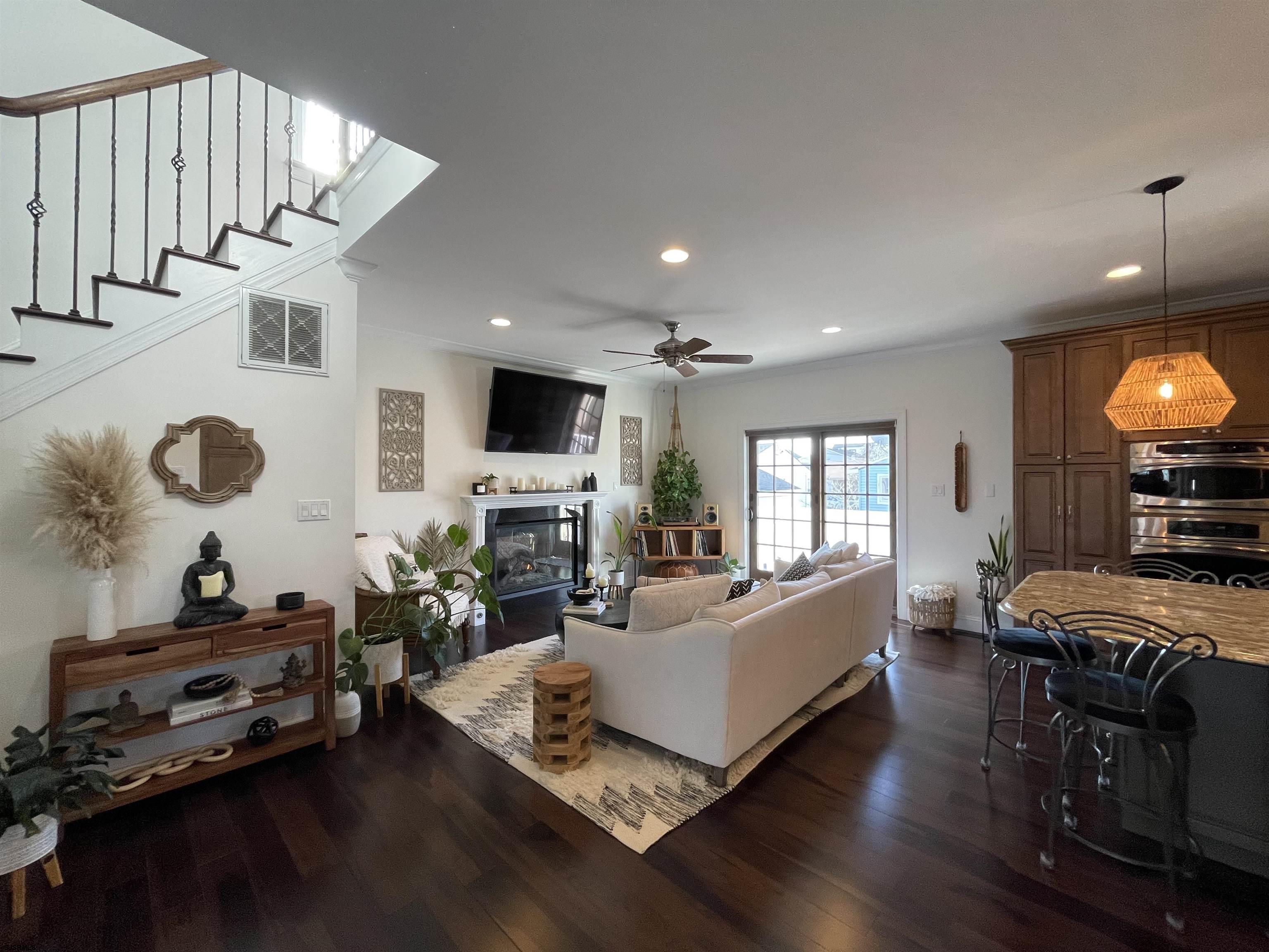 Ventnor, New Jersey 08406, United States, 4 Bedrooms Bedrooms, ,3 BathroomsBathrooms,Residential,Active,19620