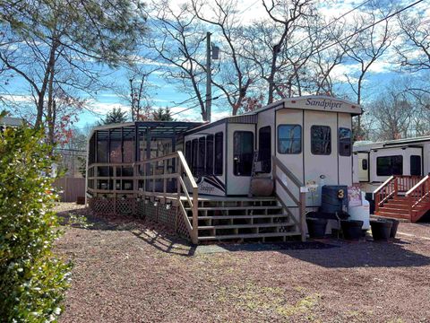 443 S 6 th Ave Galloway Township NJ 08205