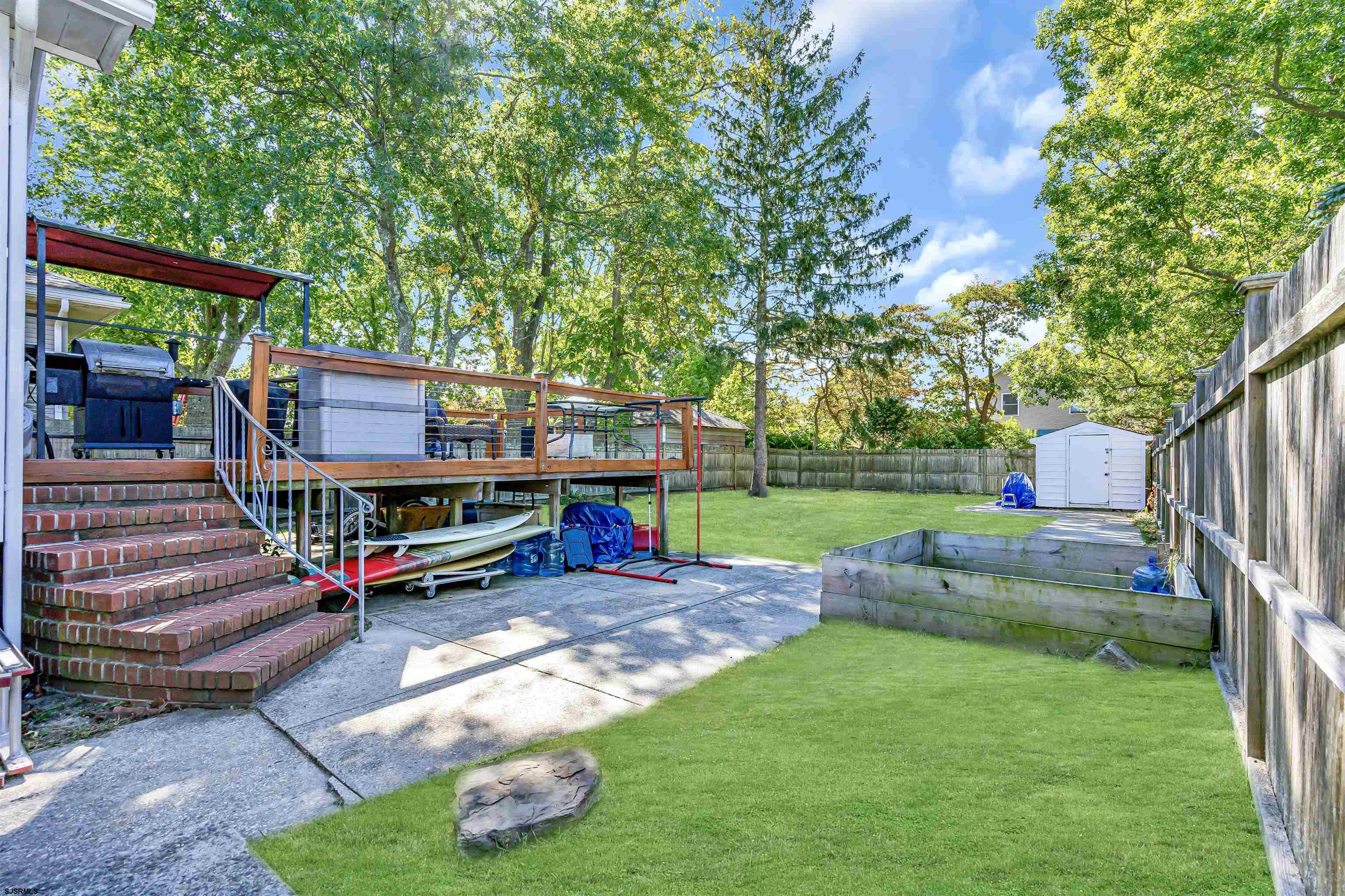 Northfield, New Jersey 08205, United States, 3 Bedrooms Bedrooms, ,2 BathroomsBathrooms,Residential,Pending,38618