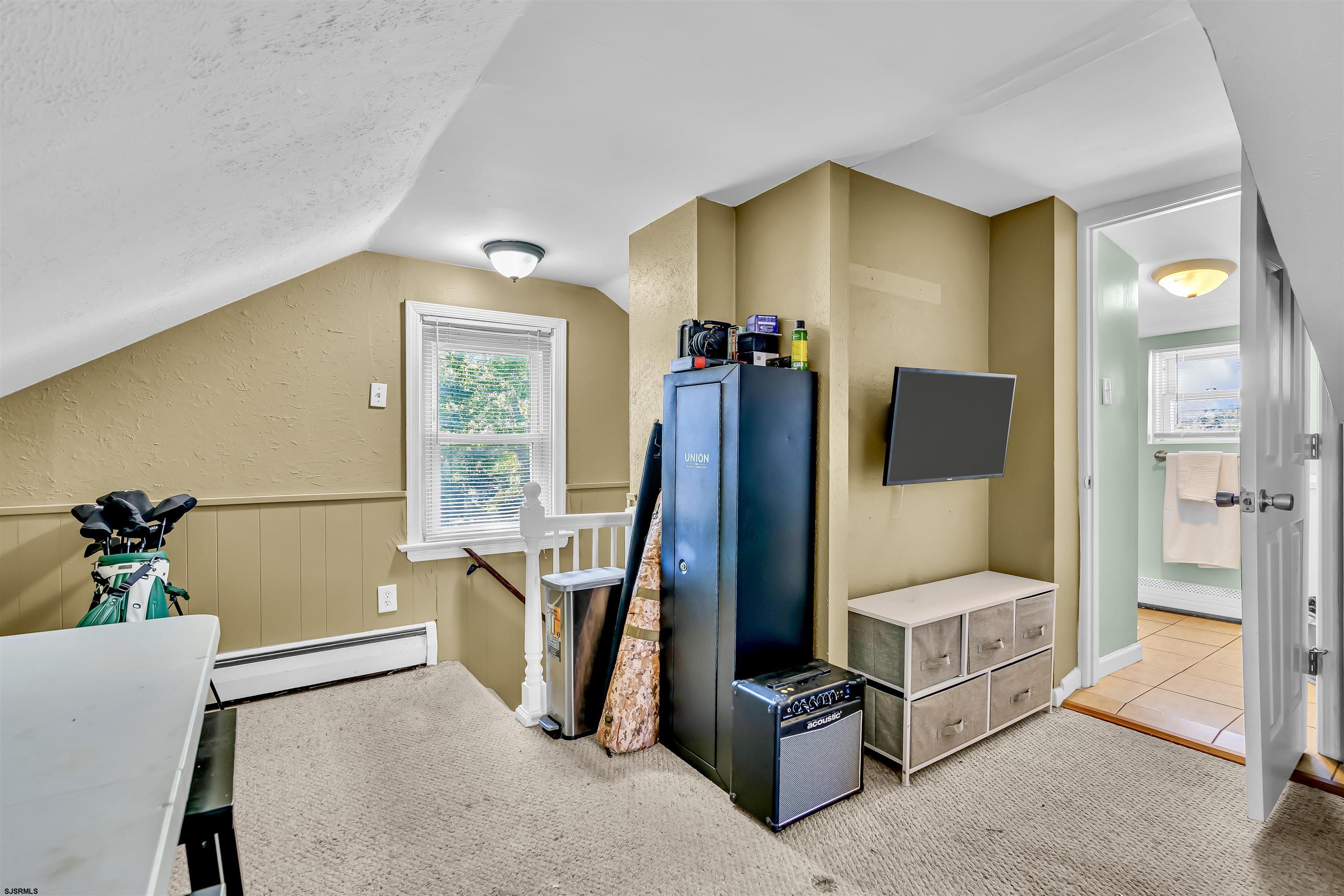 Northfield, New Jersey 08205, United States, 3 Bedrooms Bedrooms, ,2 BathroomsBathrooms,Residential,Pending,38618