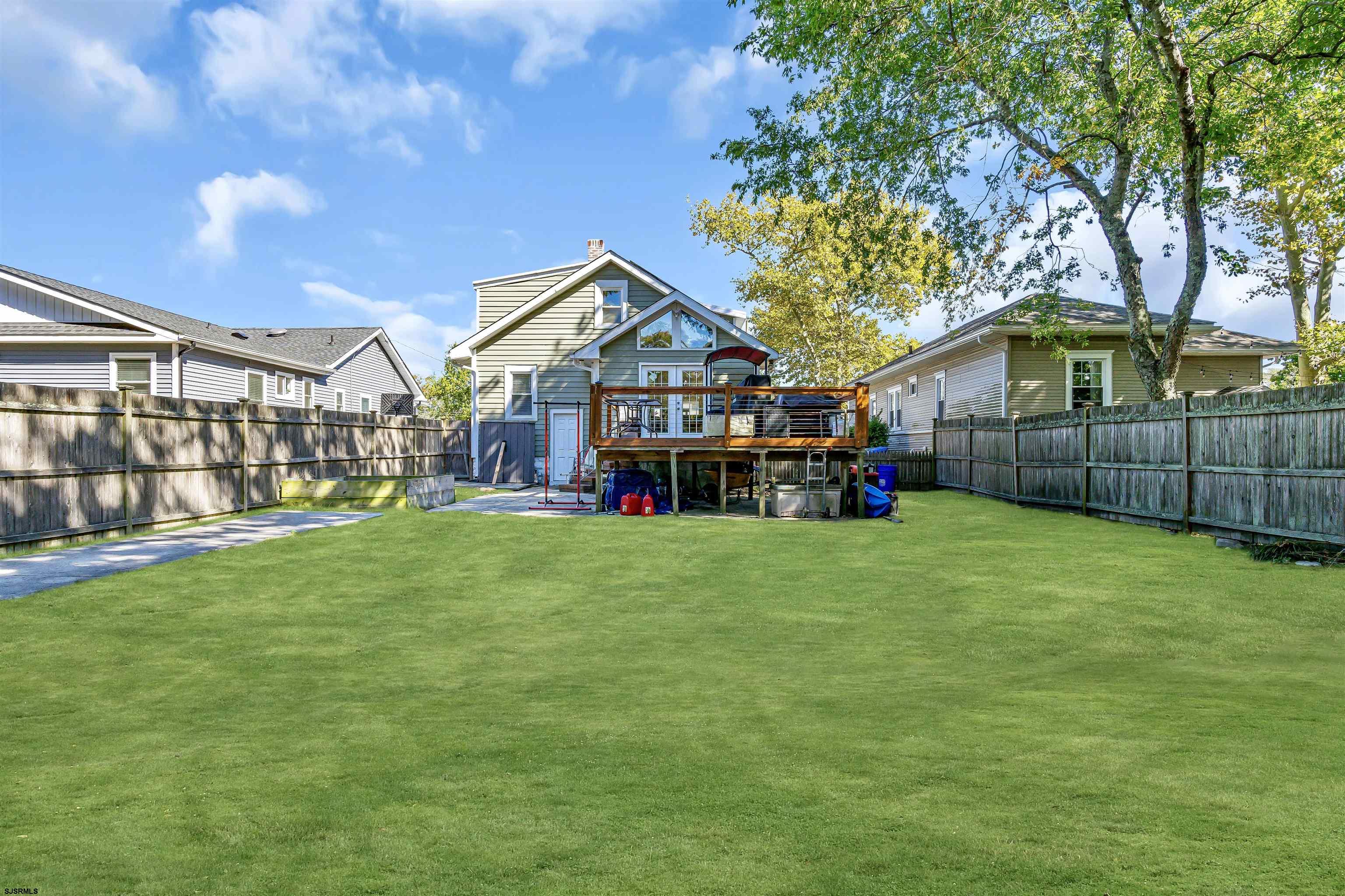 Northfield, New Jersey 08205, United States, 3 Bedrooms Bedrooms, ,2 BathroomsBathrooms,Residential,Pending,38618