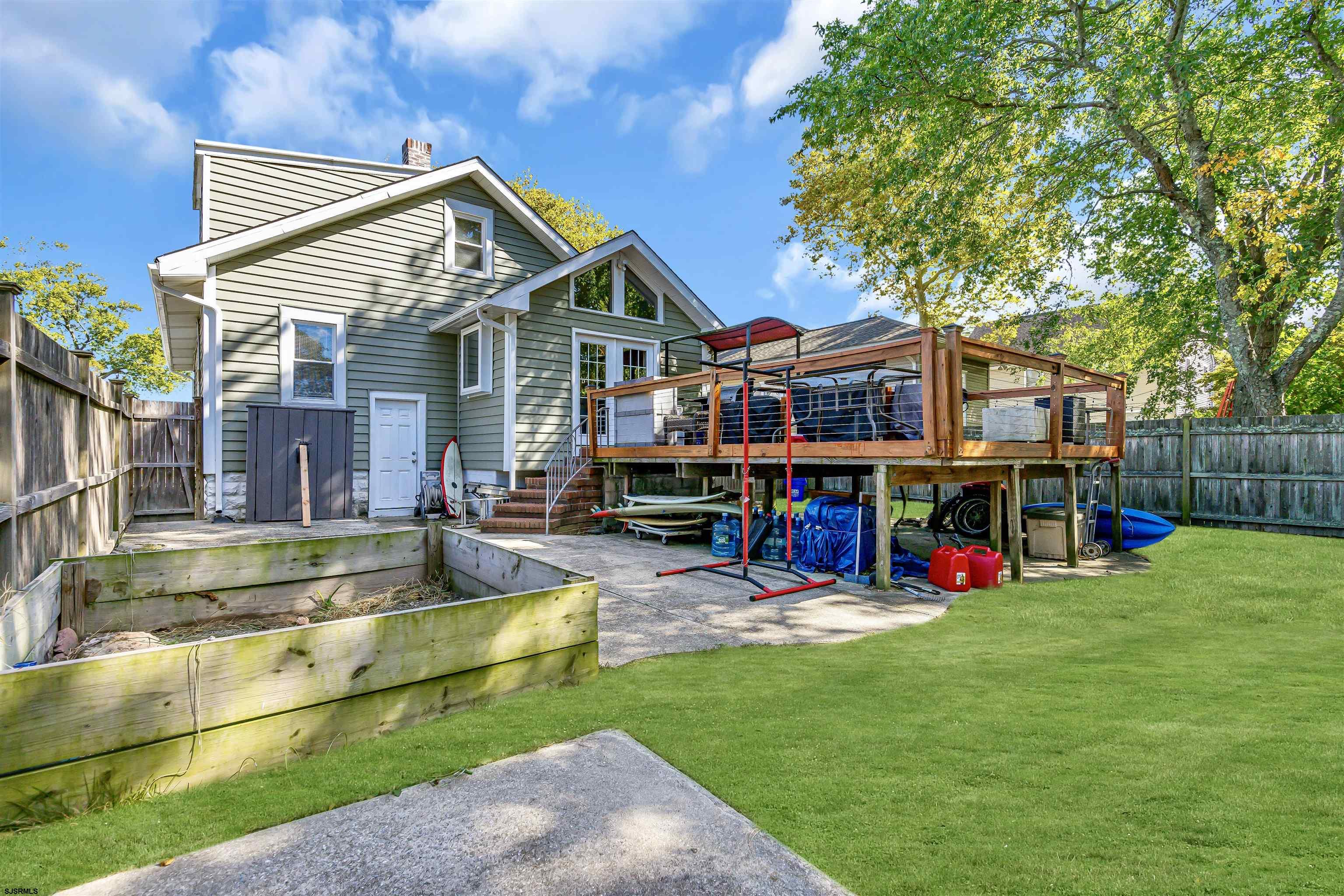 Northfield, New Jersey 08205, United States, 3 Bedrooms Bedrooms, ,2 BathroomsBathrooms,Residential,Pending,38618