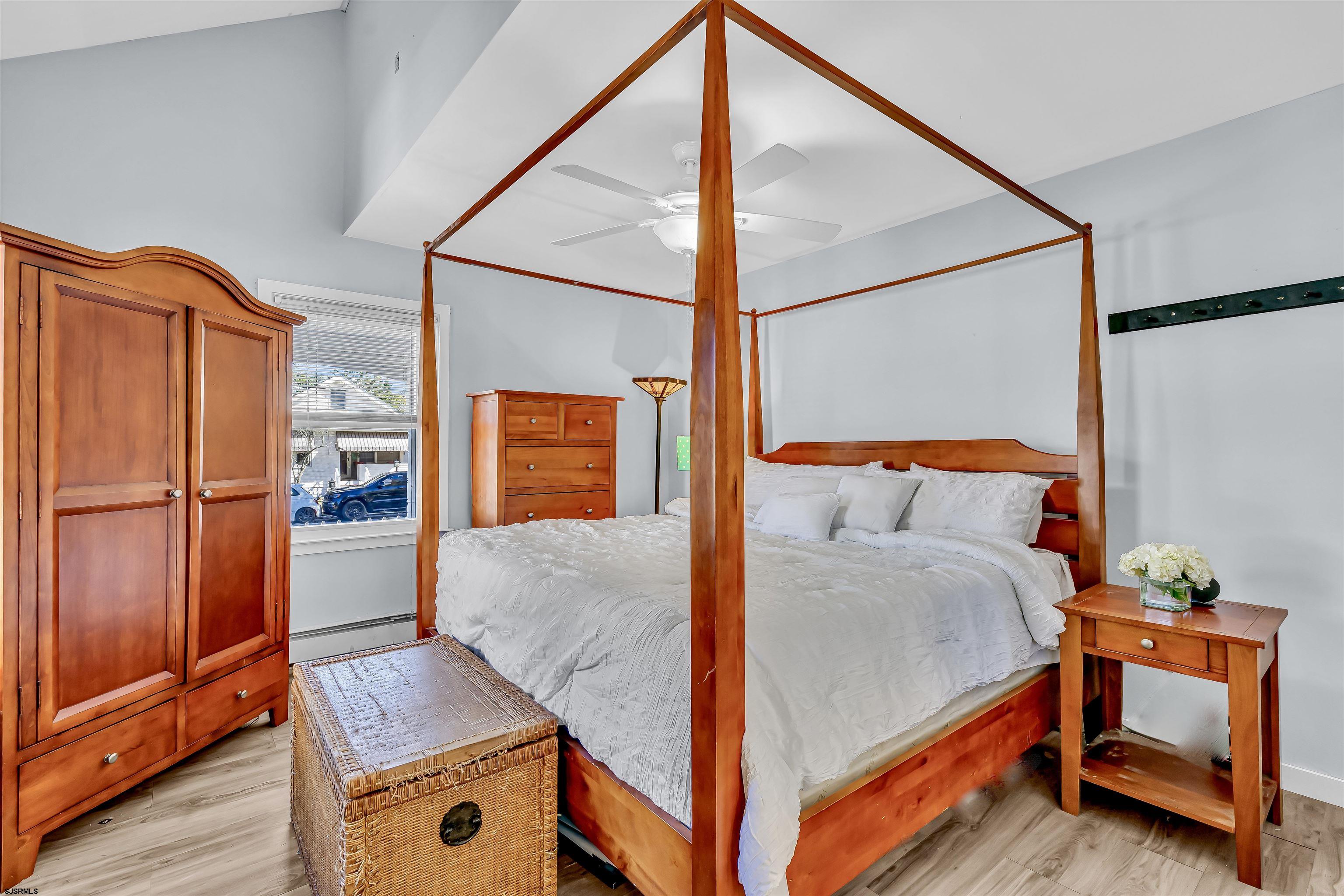 Northfield, New Jersey 08205, United States, 3 Bedrooms Bedrooms, ,2 BathroomsBathrooms,Residential,Pending,38618