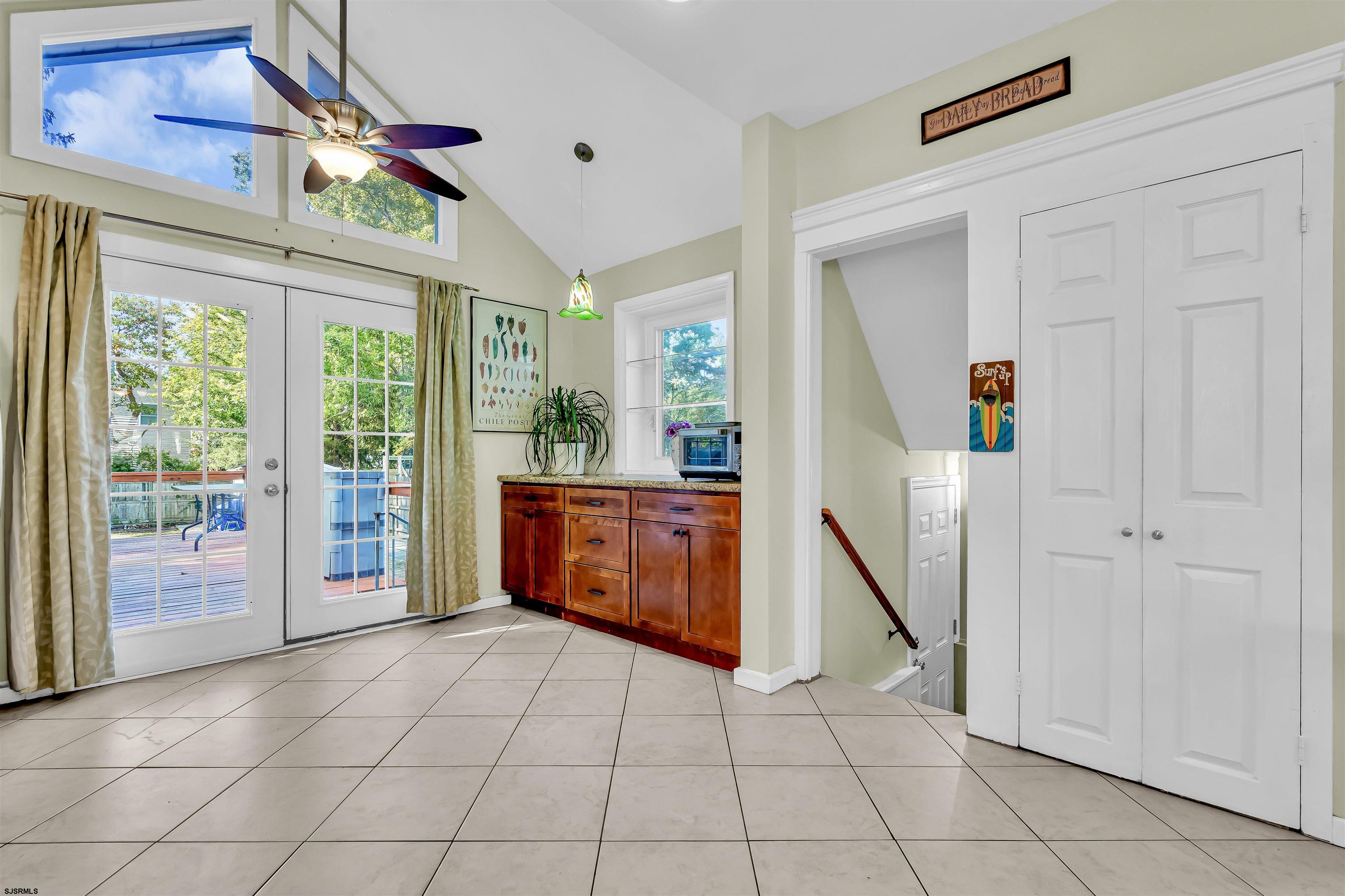 Northfield, New Jersey 08205, United States, 3 Bedrooms Bedrooms, ,2 BathroomsBathrooms,Residential,Pending,38618