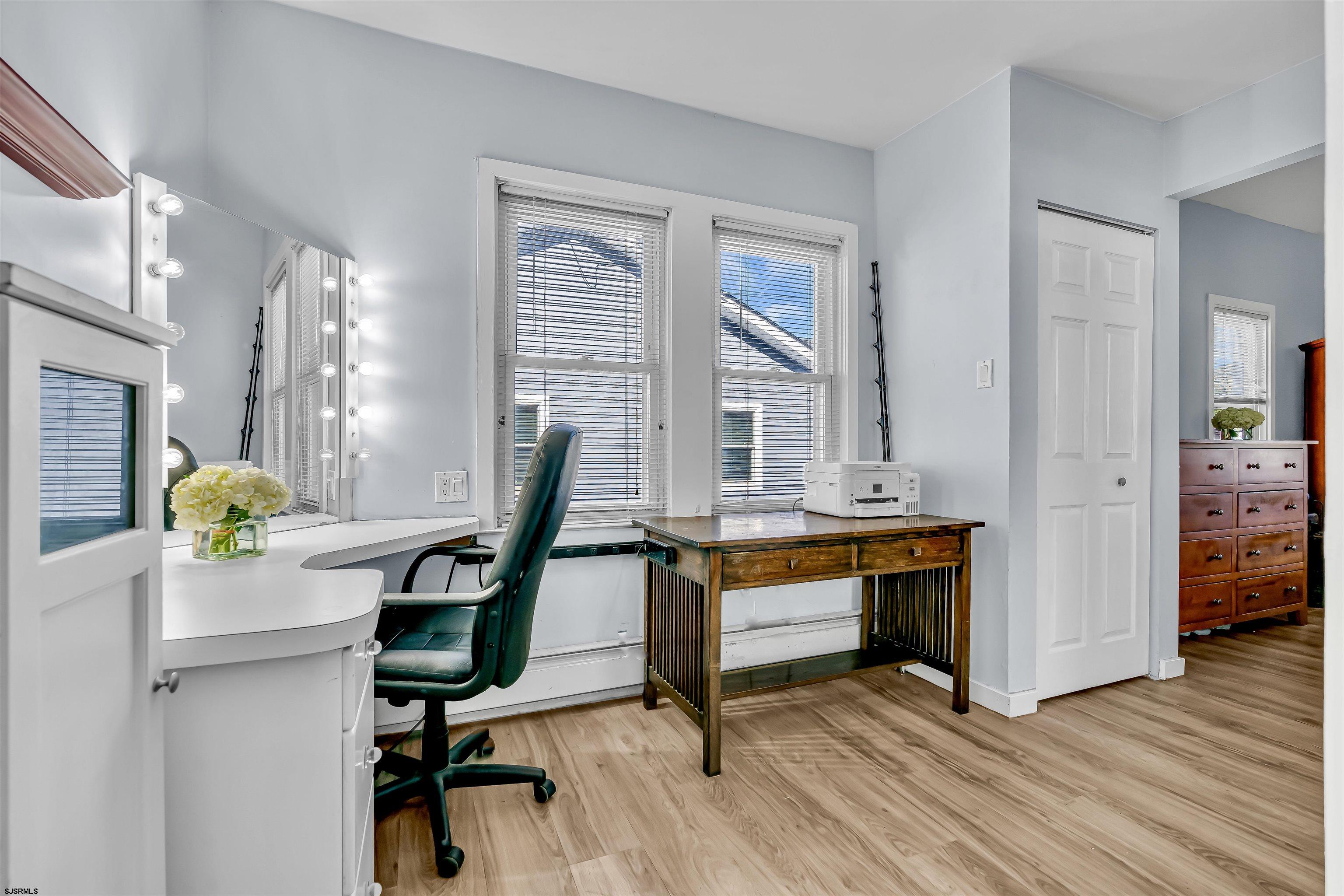 Northfield, New Jersey 08205, United States, 3 Bedrooms Bedrooms, ,2 BathroomsBathrooms,Residential,Pending,38618