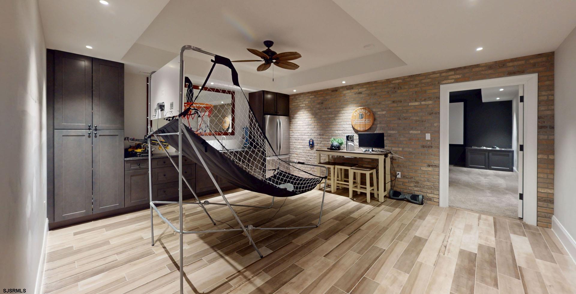 Ocean View, New Jersey 08230, United States, 5 Bedrooms Bedrooms, ,5 BathroomsBathrooms,Residential,Active,94922