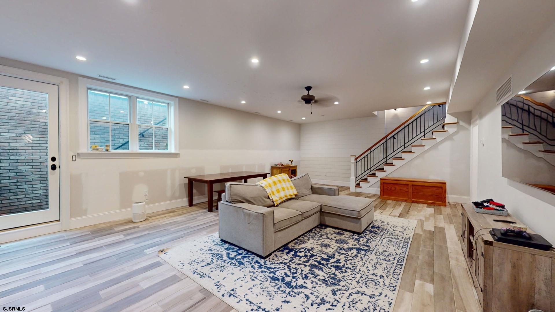 Ocean View, New Jersey 08230, United States, 5 Bedrooms Bedrooms, ,5 BathroomsBathrooms,Residential,Active,94922