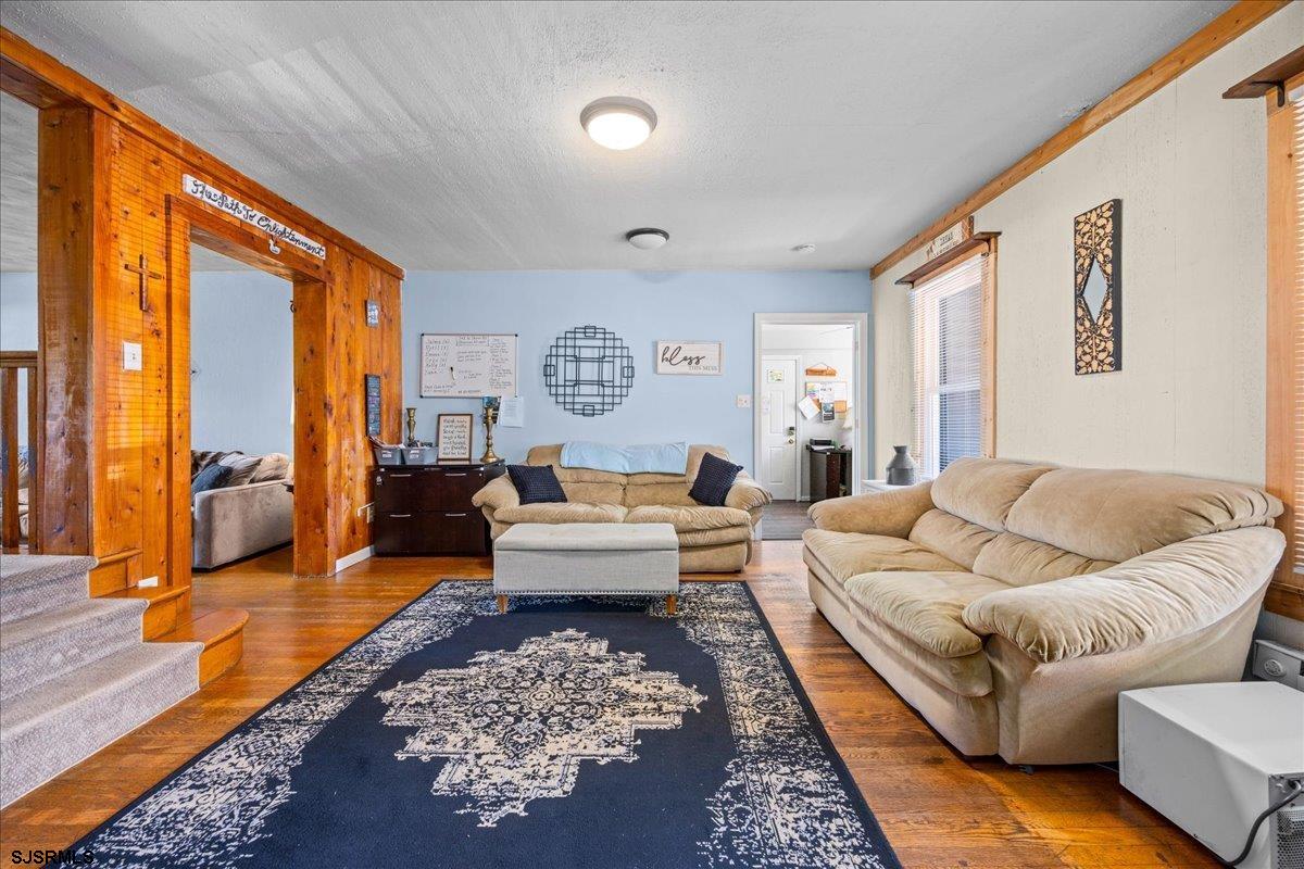 Absecon, New Jersey 08201, United States, 5 Bedrooms Bedrooms, ,4 BathroomsBathrooms,Residential,Active,210461