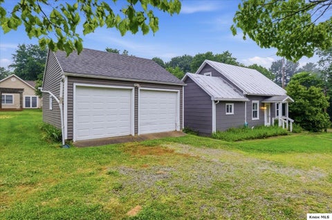 Photo for 413 Chase Ave
