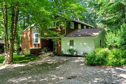 Photo for 302 E Woodside Dr.