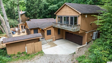 Photo for 11 Shoreline Drive