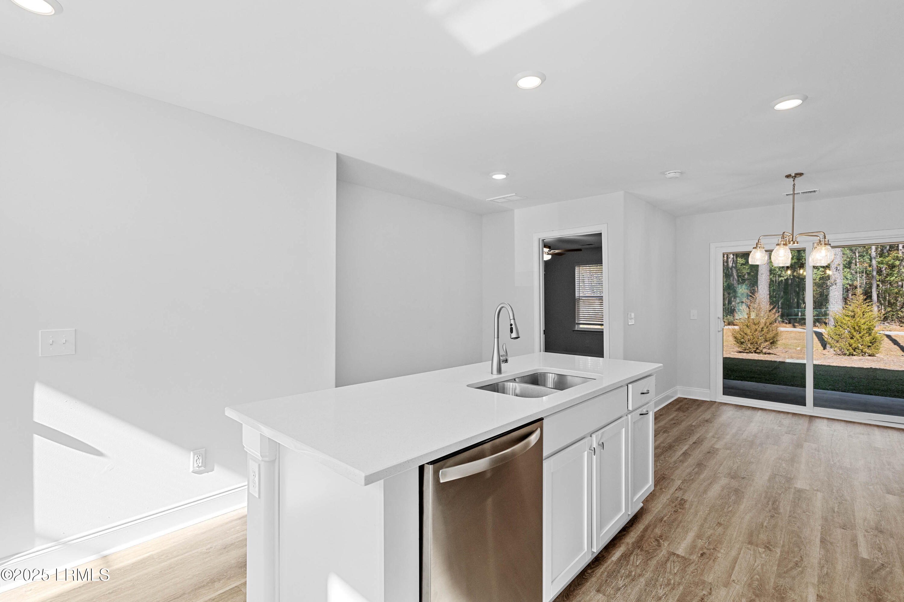 Hardeeville, South Carolina 29927, United States, 3 Bedrooms Bedrooms, ,3 BathroomsBathrooms,Residential,Active,85473