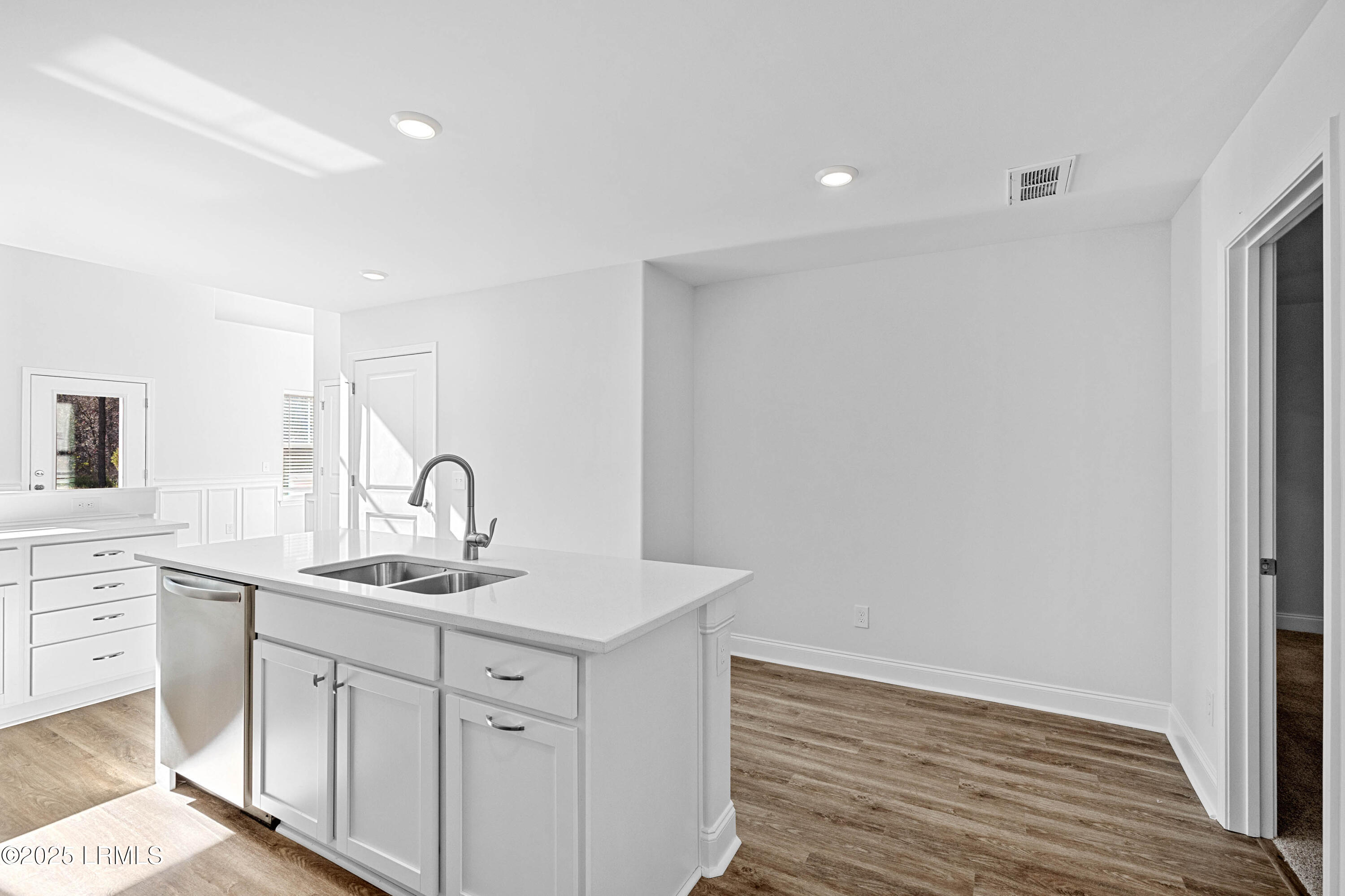 Hardeeville, South Carolina 29927, United States, 3 Bedrooms Bedrooms, ,3 BathroomsBathrooms,Residential,Active,85473