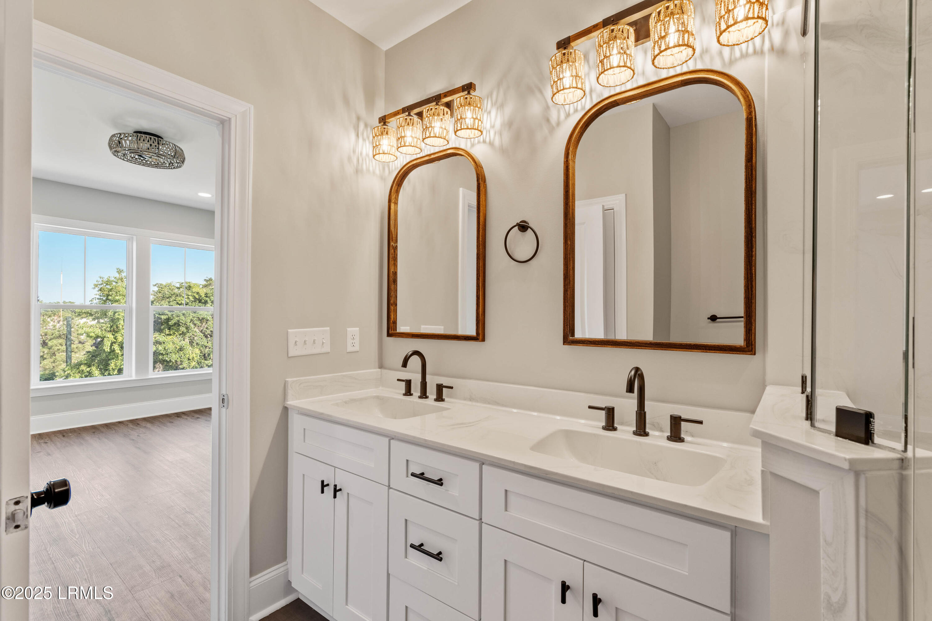 Beaufort, South Carolina 29902, United States, 2 Bedrooms Bedrooms, ,3 BathroomsBathrooms,Residential,Active,17474