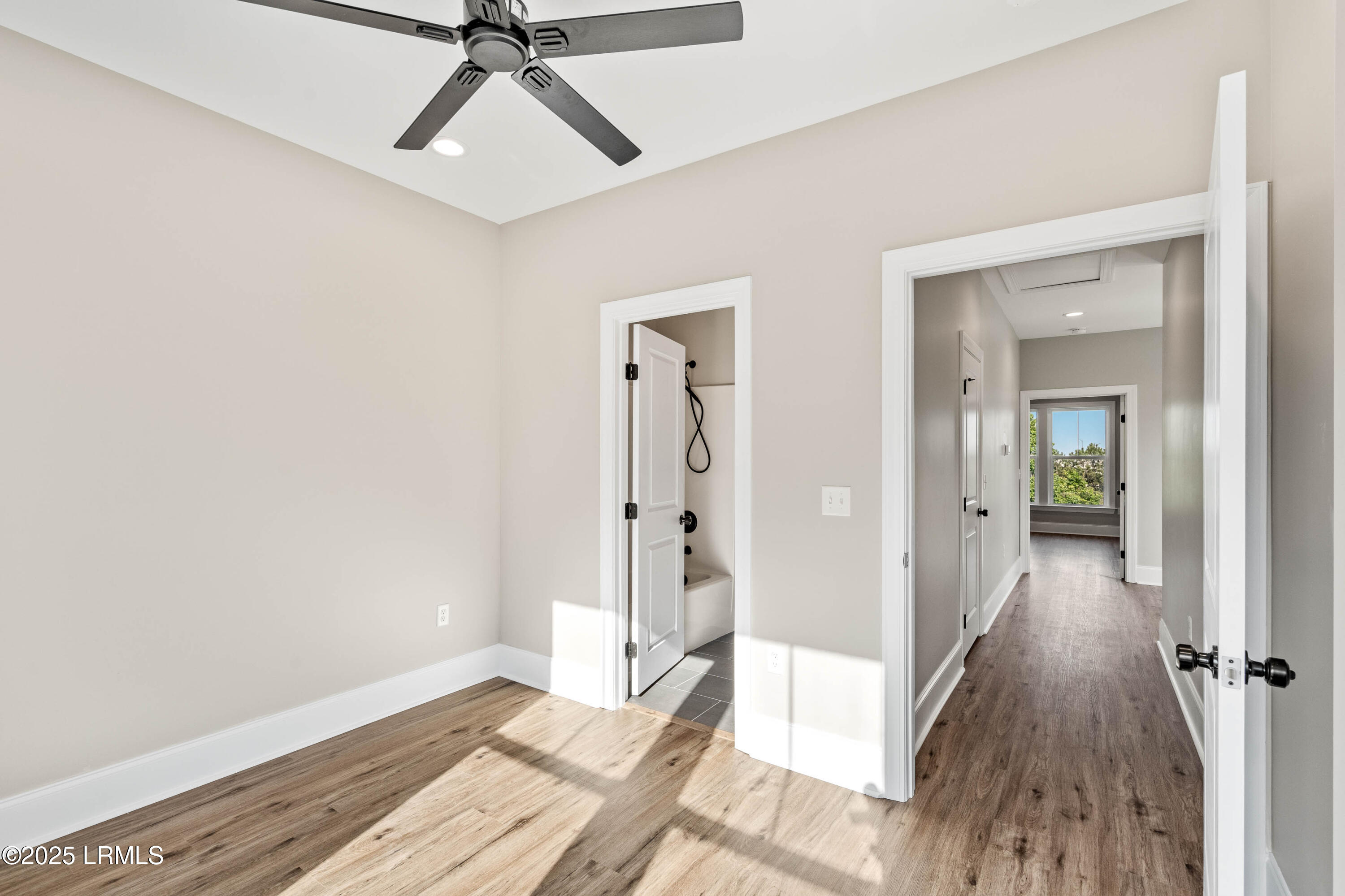 Beaufort, South Carolina 29902, United States, 2 Bedrooms Bedrooms, ,3 BathroomsBathrooms,Residential,Active,17474