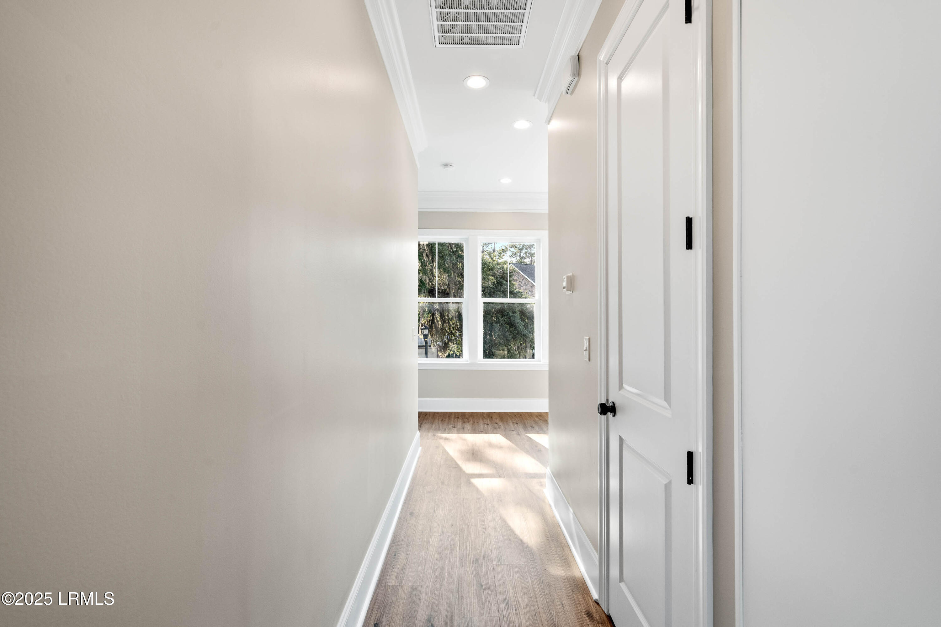 Beaufort, South Carolina 29902, United States, 2 Bedrooms Bedrooms, ,3 BathroomsBathrooms,Residential,Active,17474