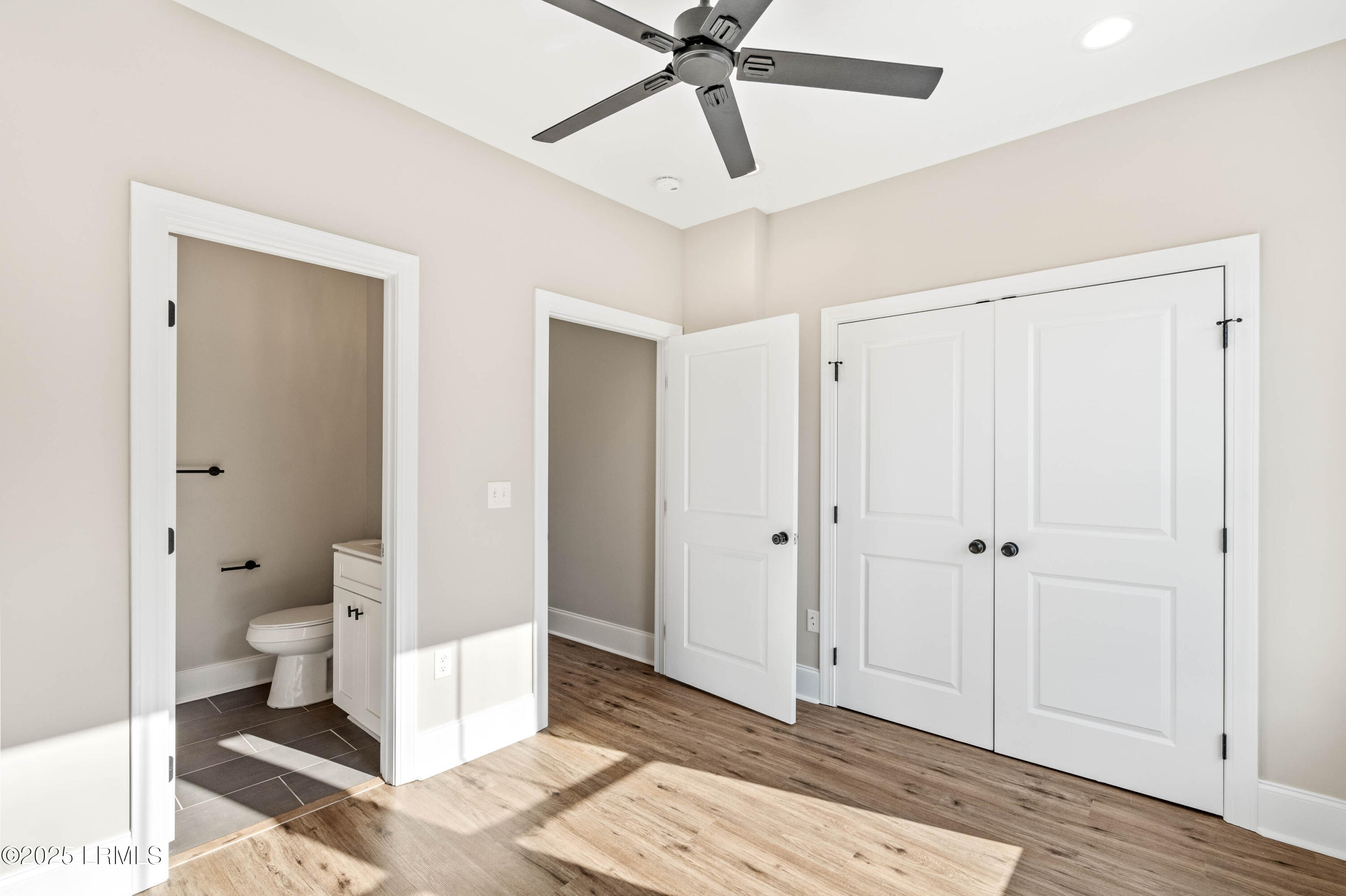 Beaufort, South Carolina 29902, United States, 2 Bedrooms Bedrooms, ,3 BathroomsBathrooms,Residential,Active,17474