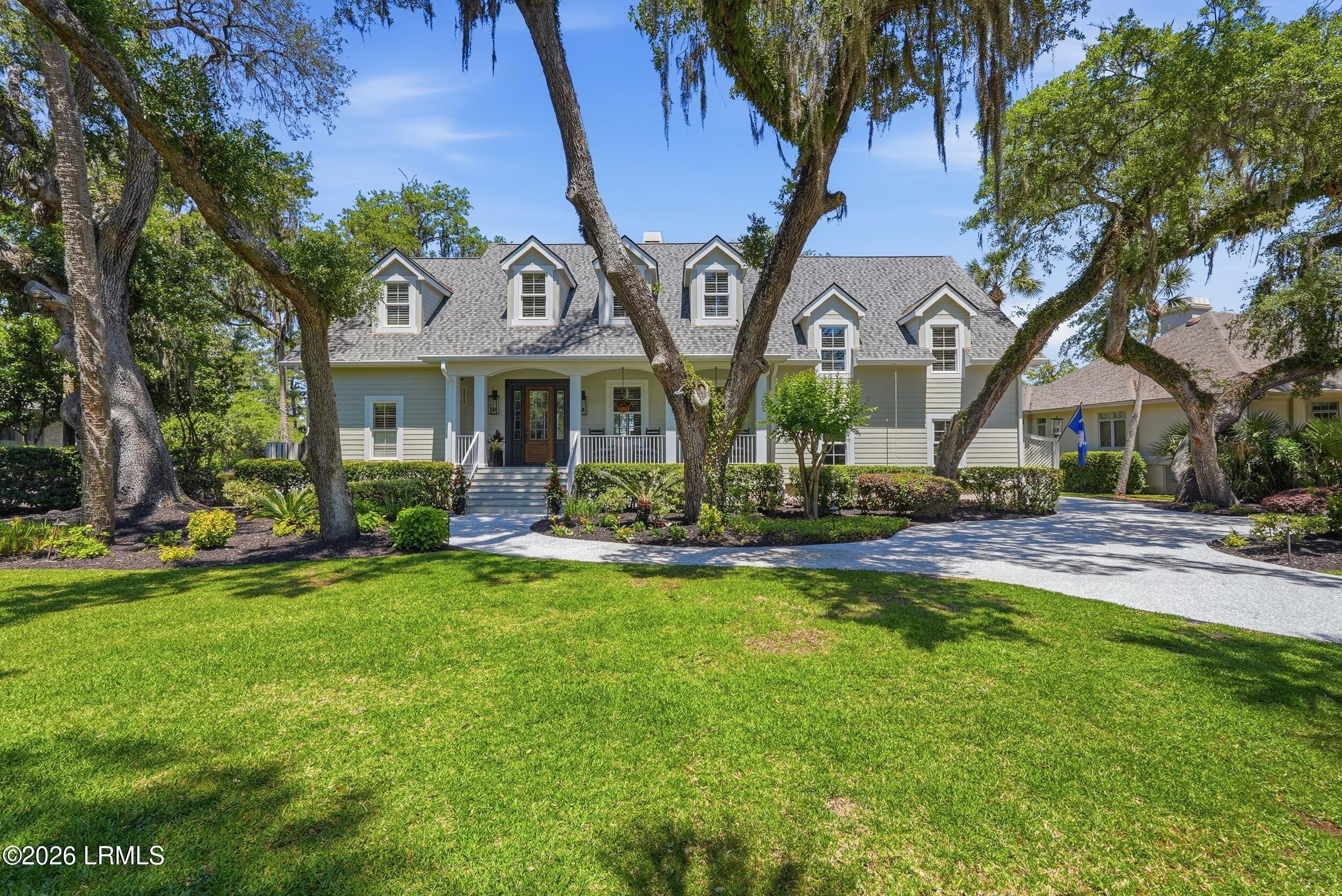 7 Peninsula Drive
