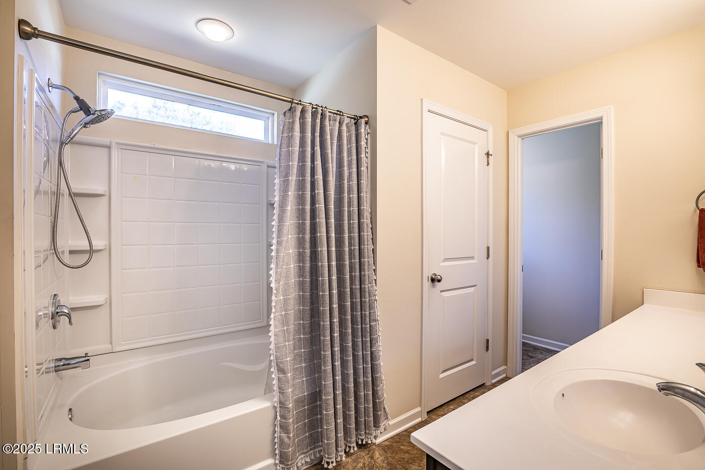 Bluffton, South Carolina 29910, United States, 4 Bedrooms Bedrooms, ,3 BathroomsBathrooms,Residential,Active,93730