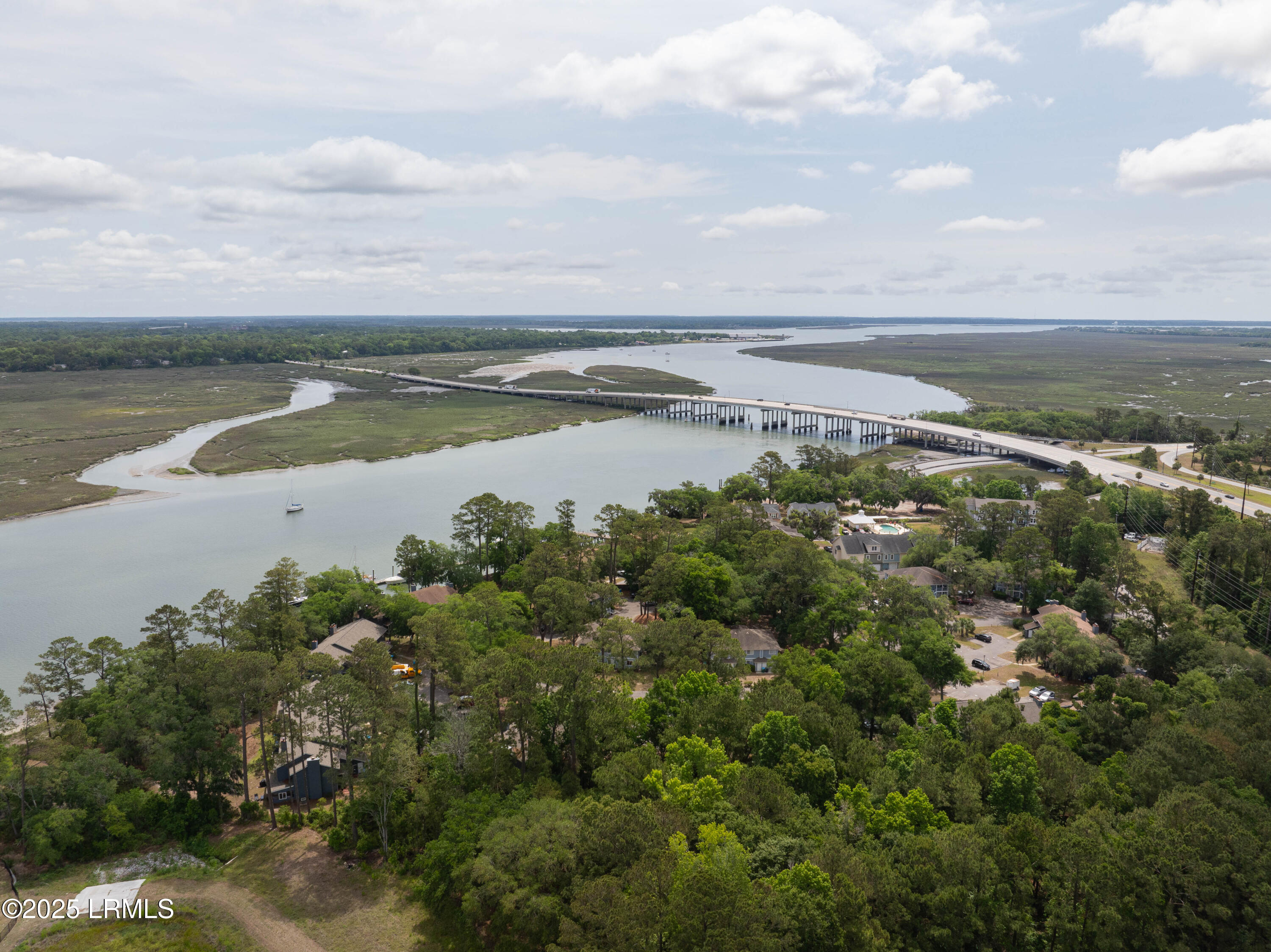 Beaufort, South Carolina 29902, United States, 2 Bedrooms Bedrooms, ,3 BathroomsBathrooms,Residential,Active,128302