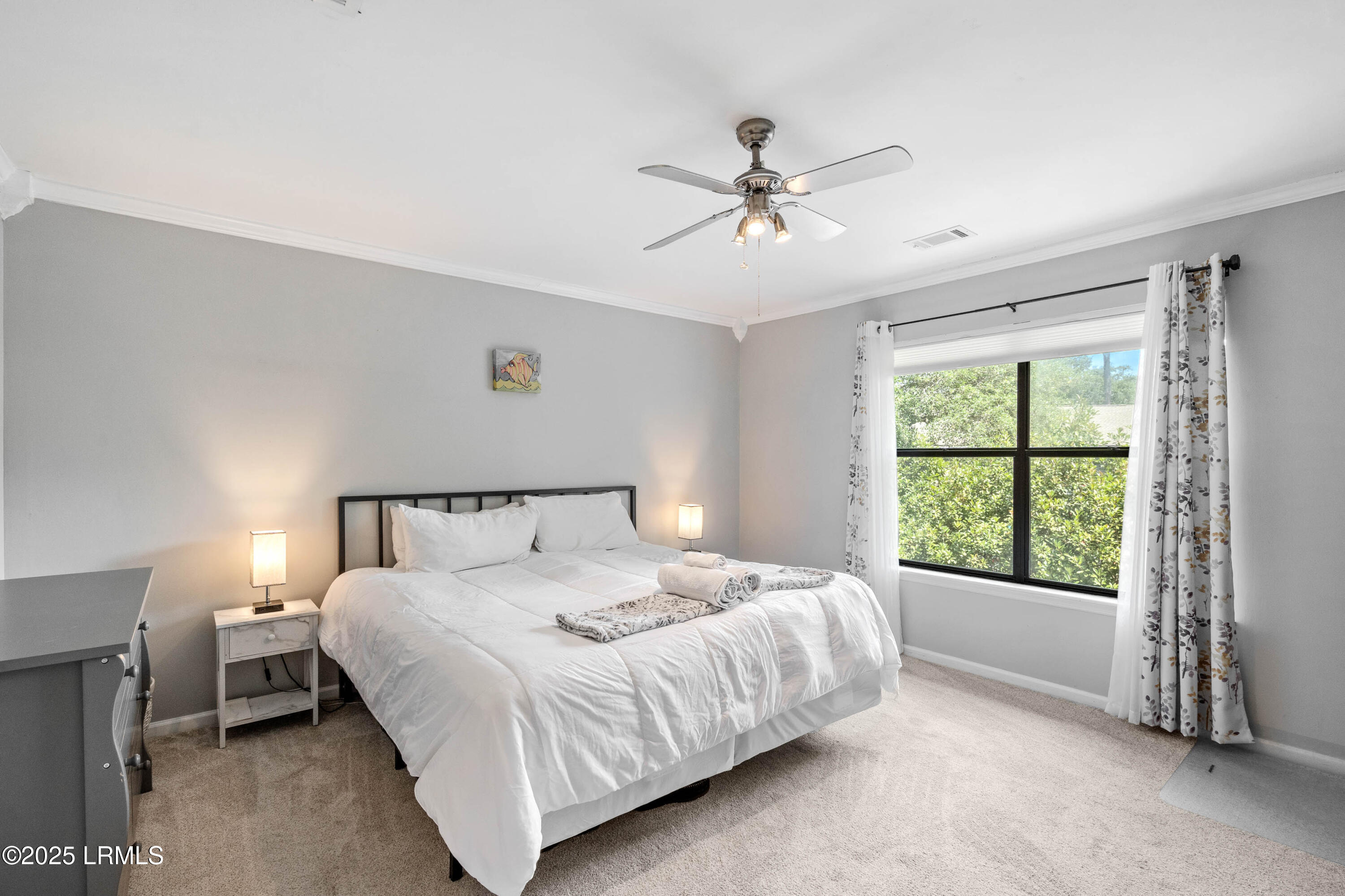 Beaufort, South Carolina 29902, United States, 2 Bedrooms Bedrooms, ,3 BathroomsBathrooms,Residential,Active,128302