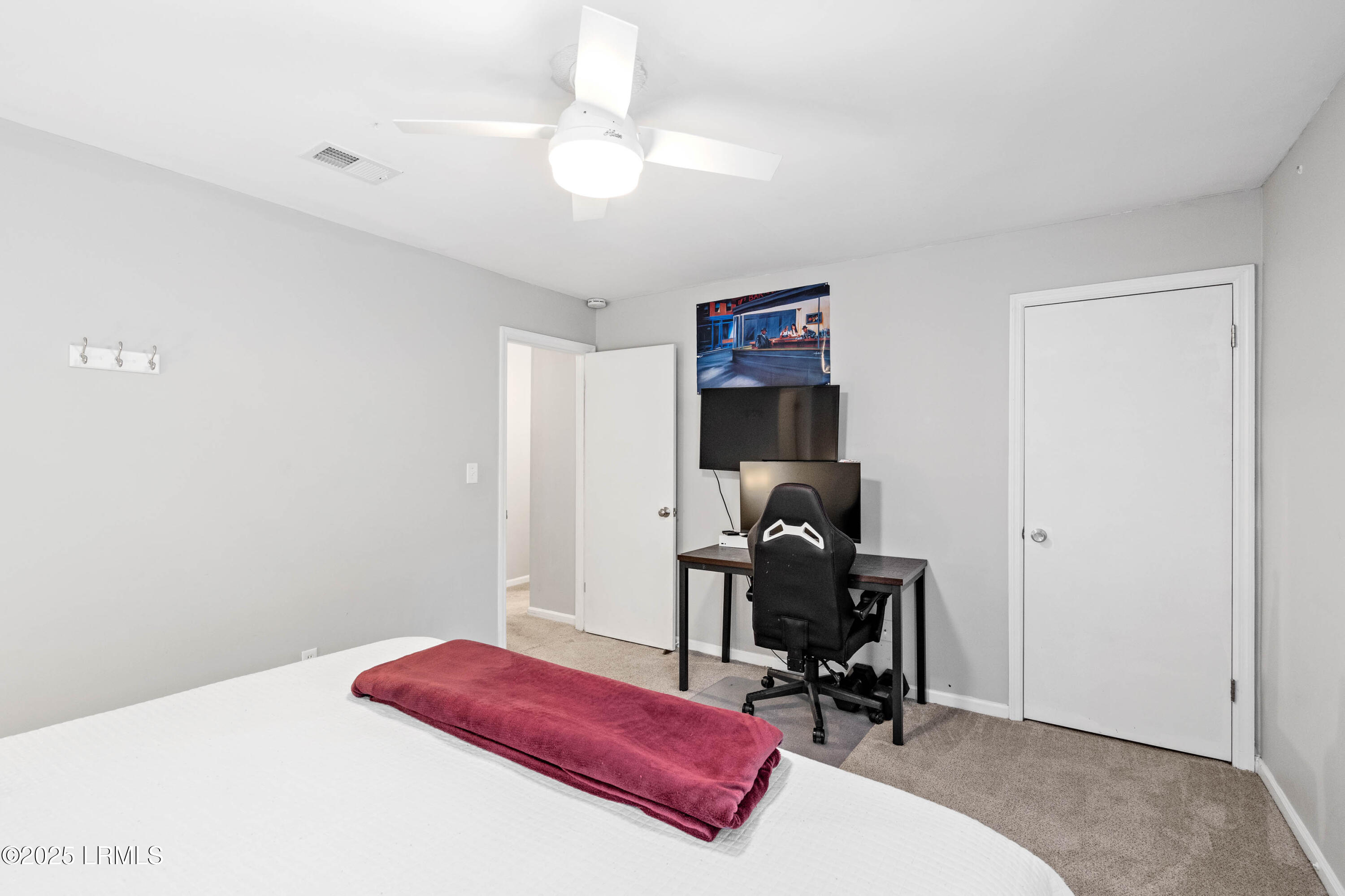 Beaufort, South Carolina 29902, United States, 2 Bedrooms Bedrooms, ,3 BathroomsBathrooms,Residential,Active,128302