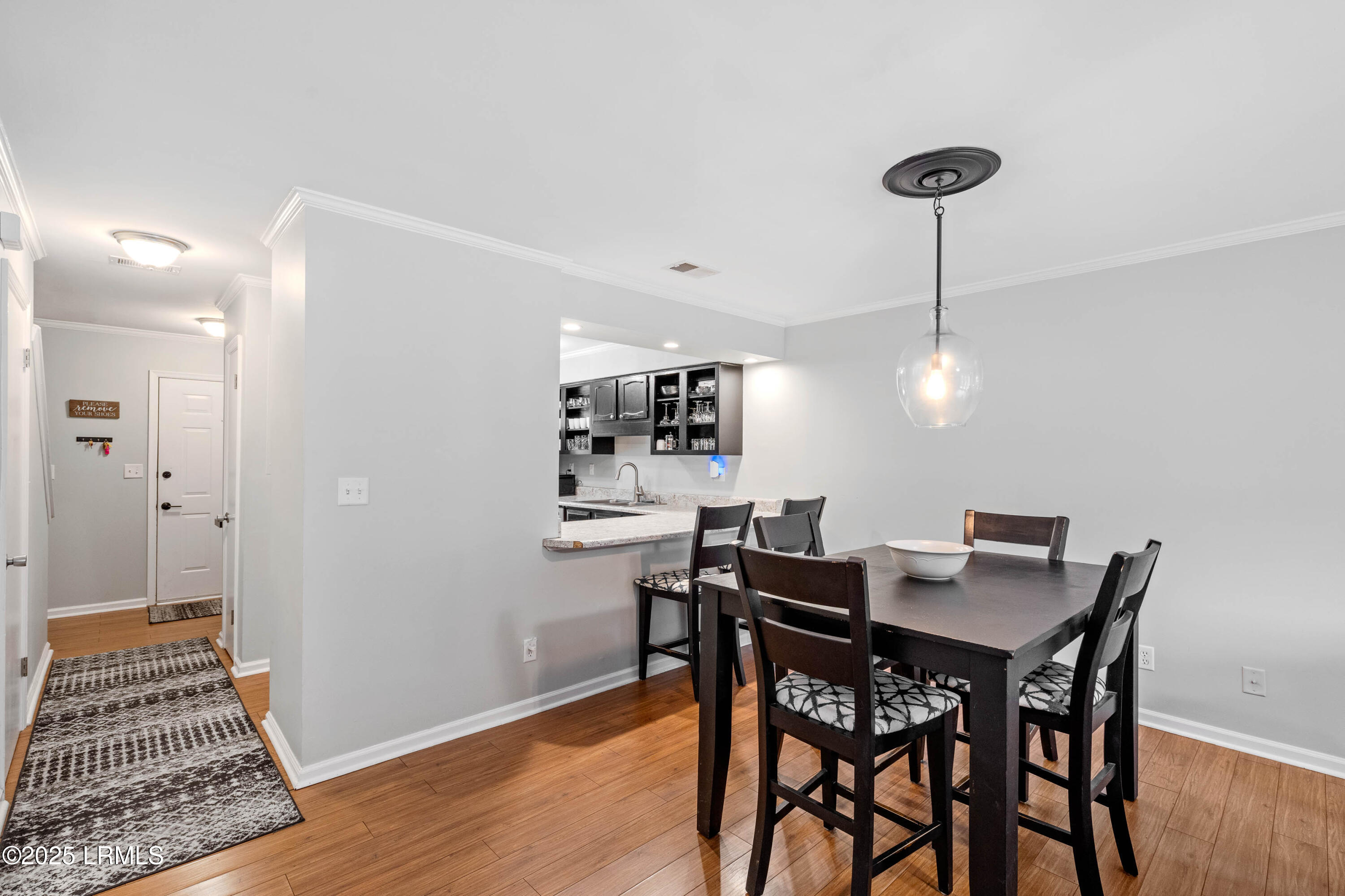 Beaufort, South Carolina 29902, United States, 2 Bedrooms Bedrooms, ,3 BathroomsBathrooms,Residential,Active,128302