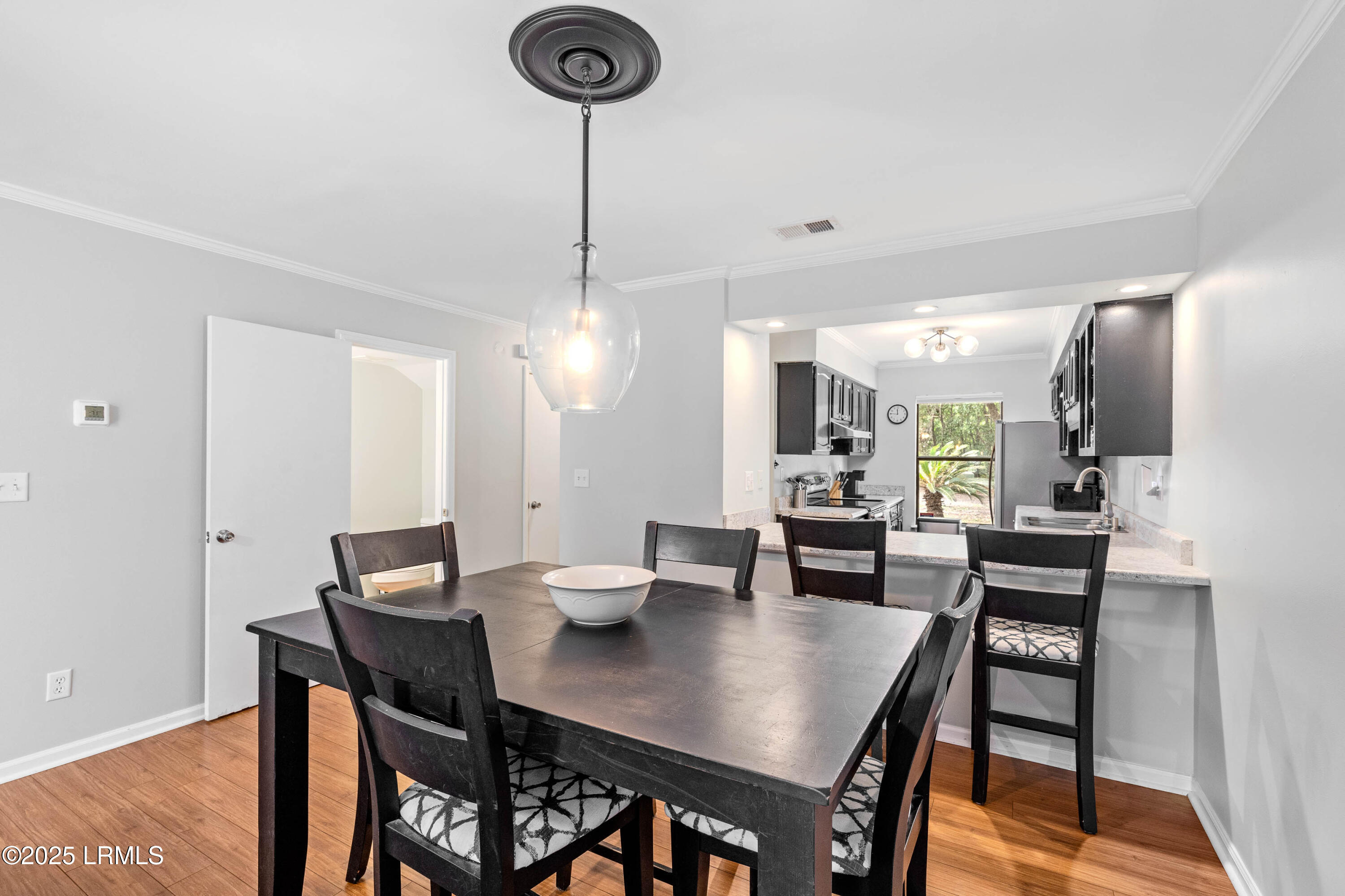 Beaufort, South Carolina 29902, United States, 2 Bedrooms Bedrooms, ,3 BathroomsBathrooms,Residential,Active,128302