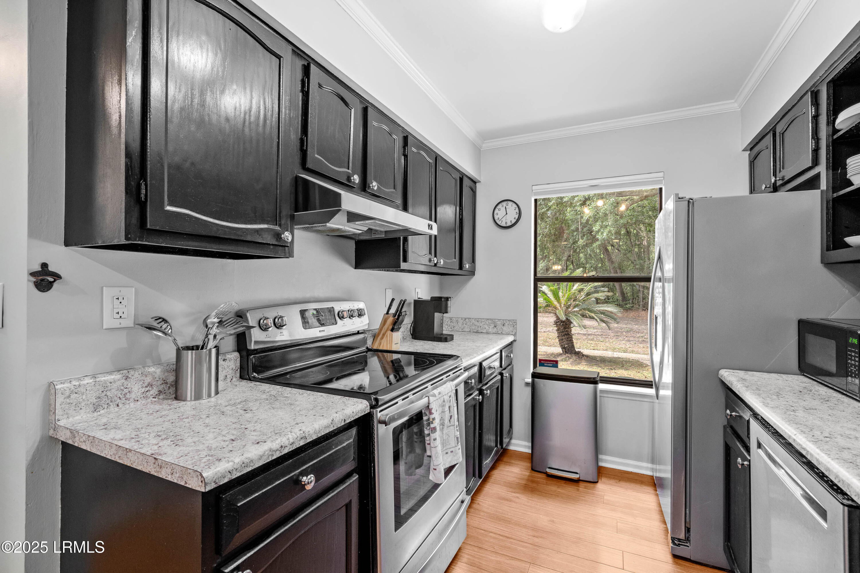 Beaufort, South Carolina 29902, United States, 2 Bedrooms Bedrooms, ,3 BathroomsBathrooms,Residential,Active,128302