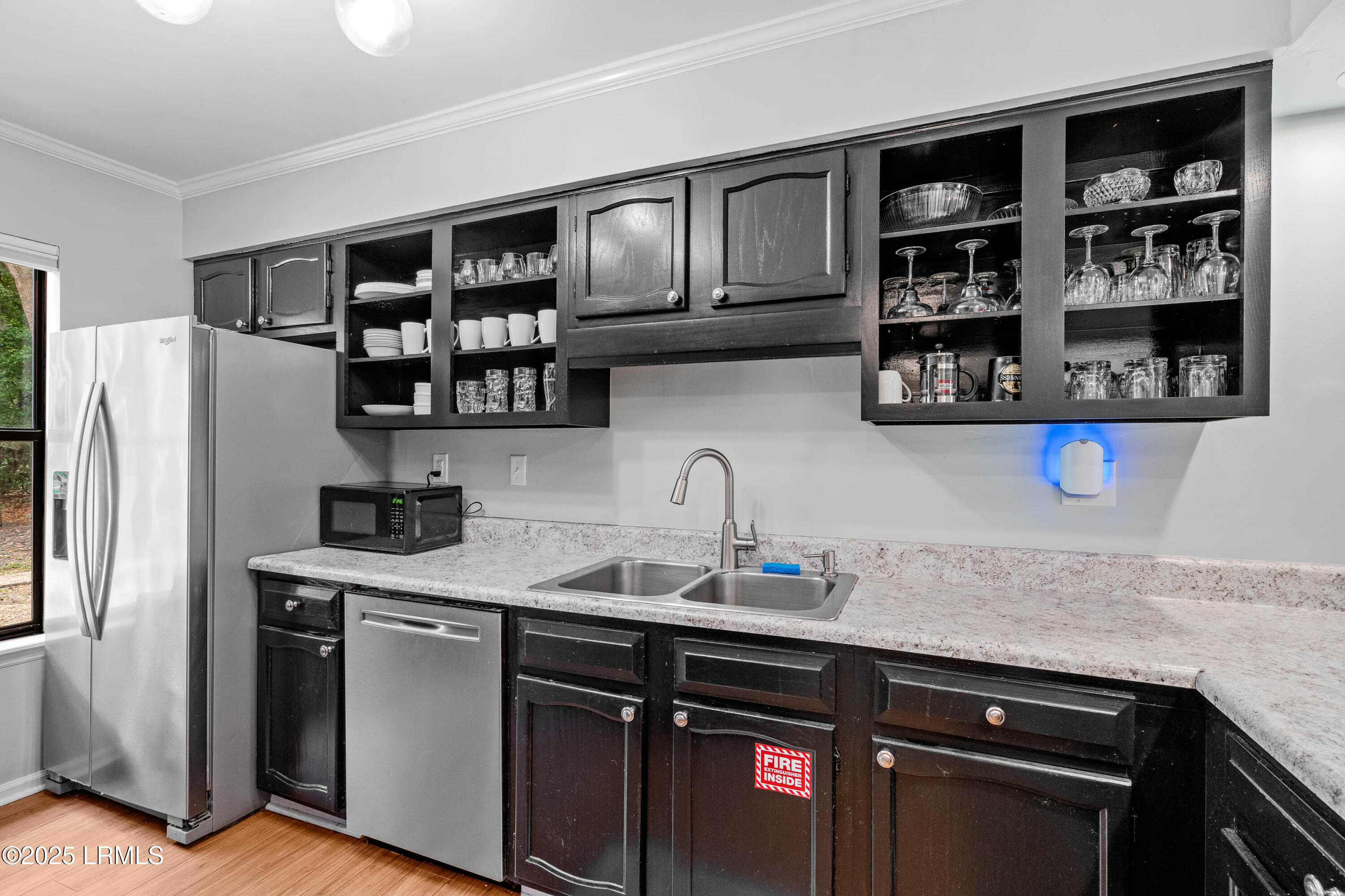 Beaufort, South Carolina 29902, United States, 2 Bedrooms Bedrooms, ,3 BathroomsBathrooms,Residential,Active,128302