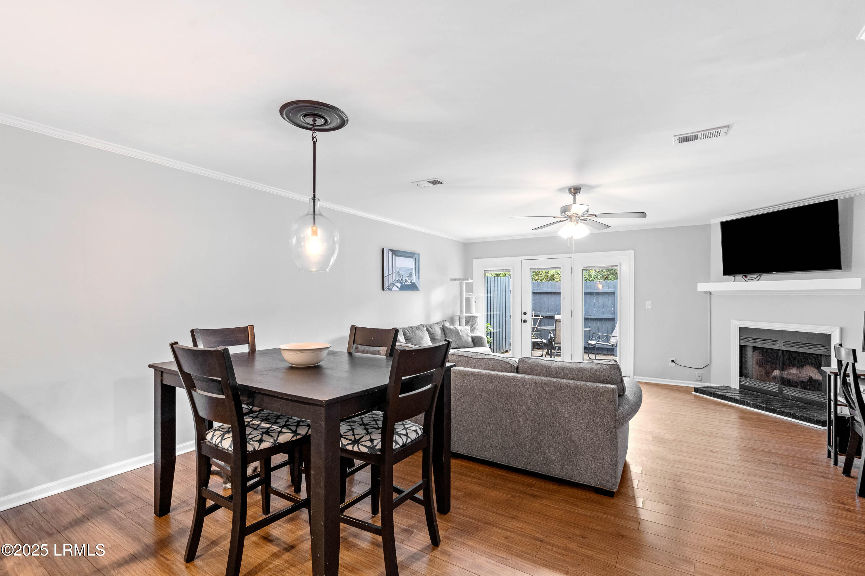 Beaufort, South Carolina 29902, United States, 2 Bedrooms Bedrooms, ,3 BathroomsBathrooms,Residential,Active,128302