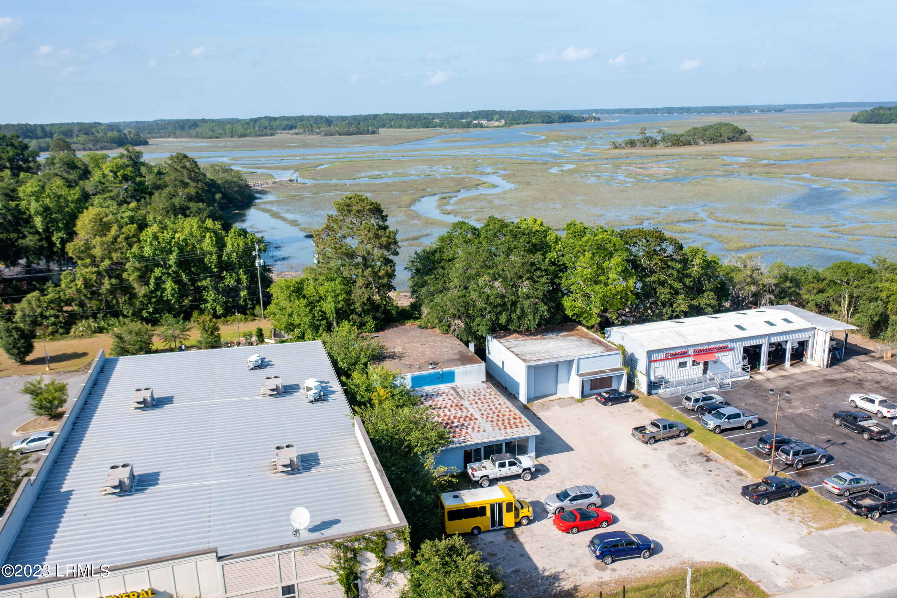 2749 Boundary Street