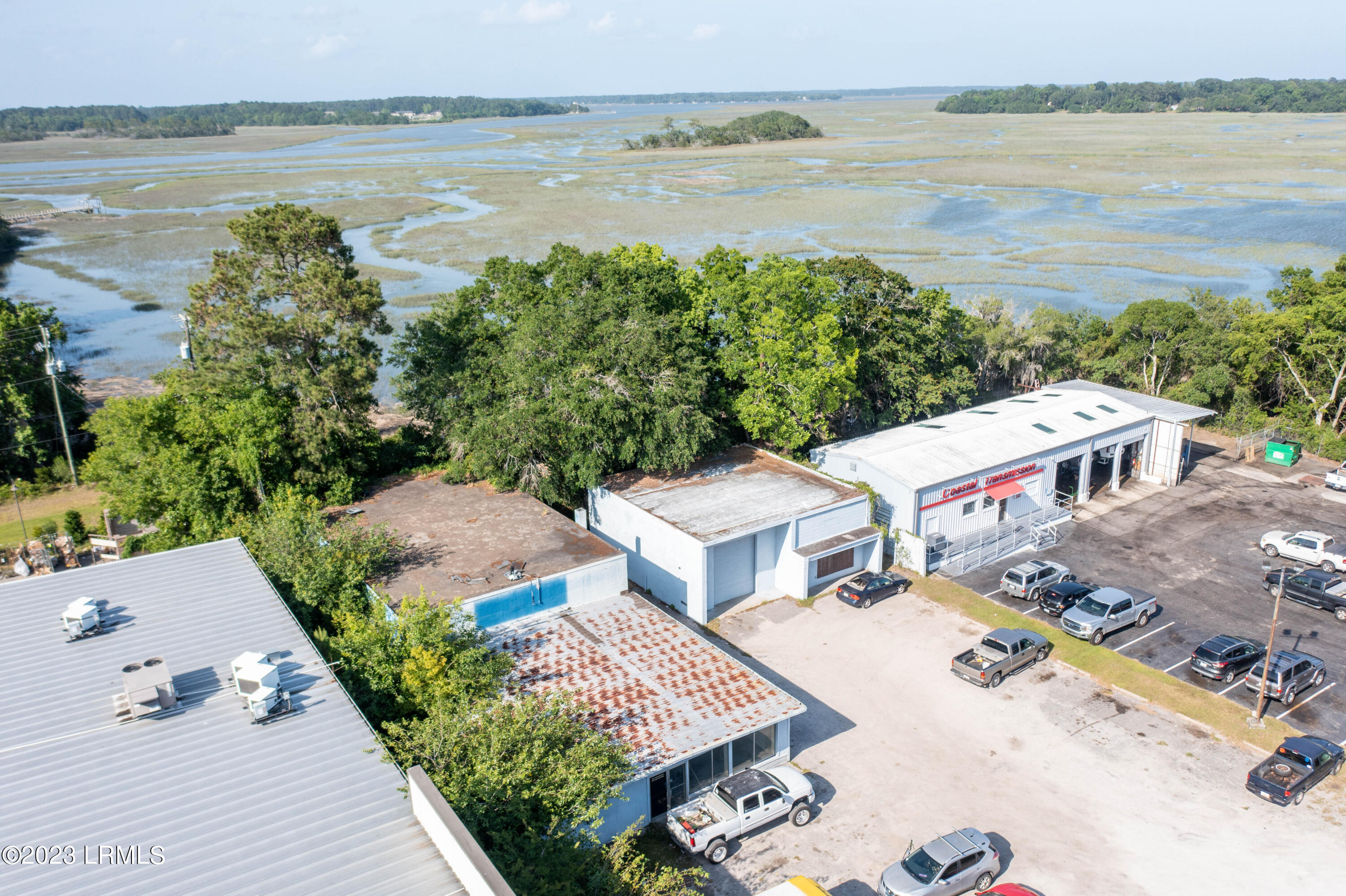 2749 Boundary Street