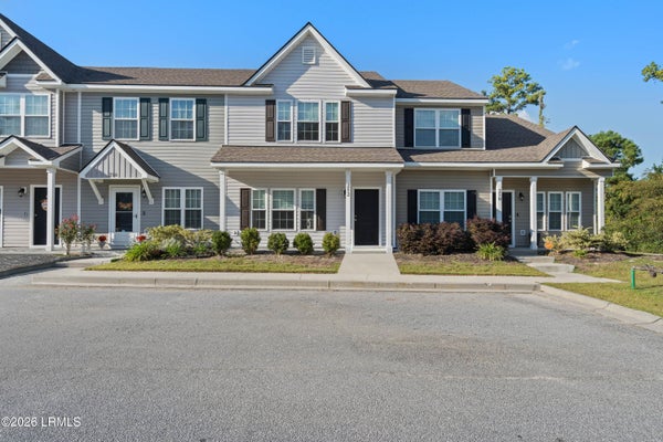 252 ADMIRATION AVE, BEAUFORT, SC 29906 - Image 1f4cfcbbe7e254b367b98bbe474a1e47/1313365312