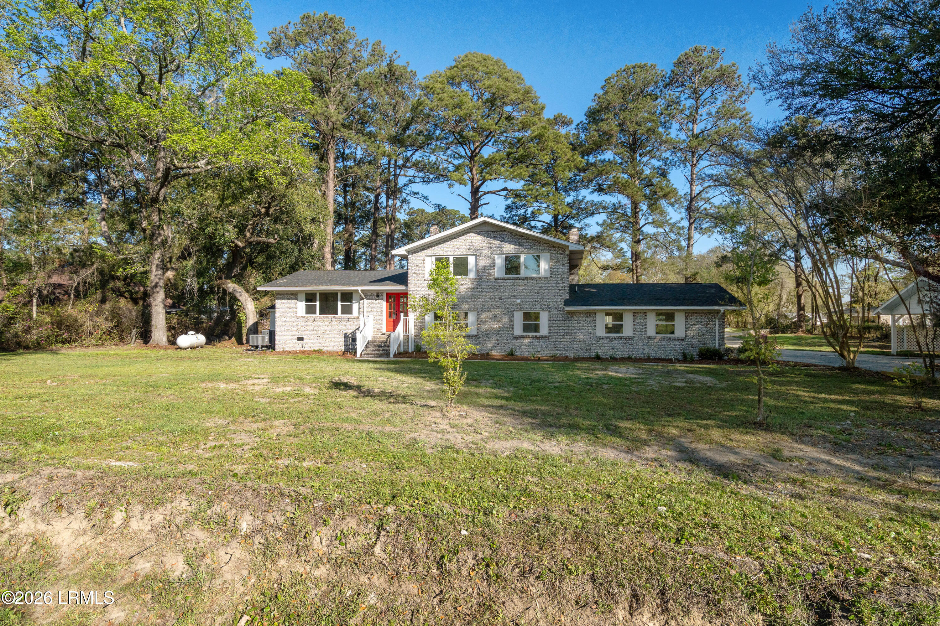 656 Broad River Boulevard