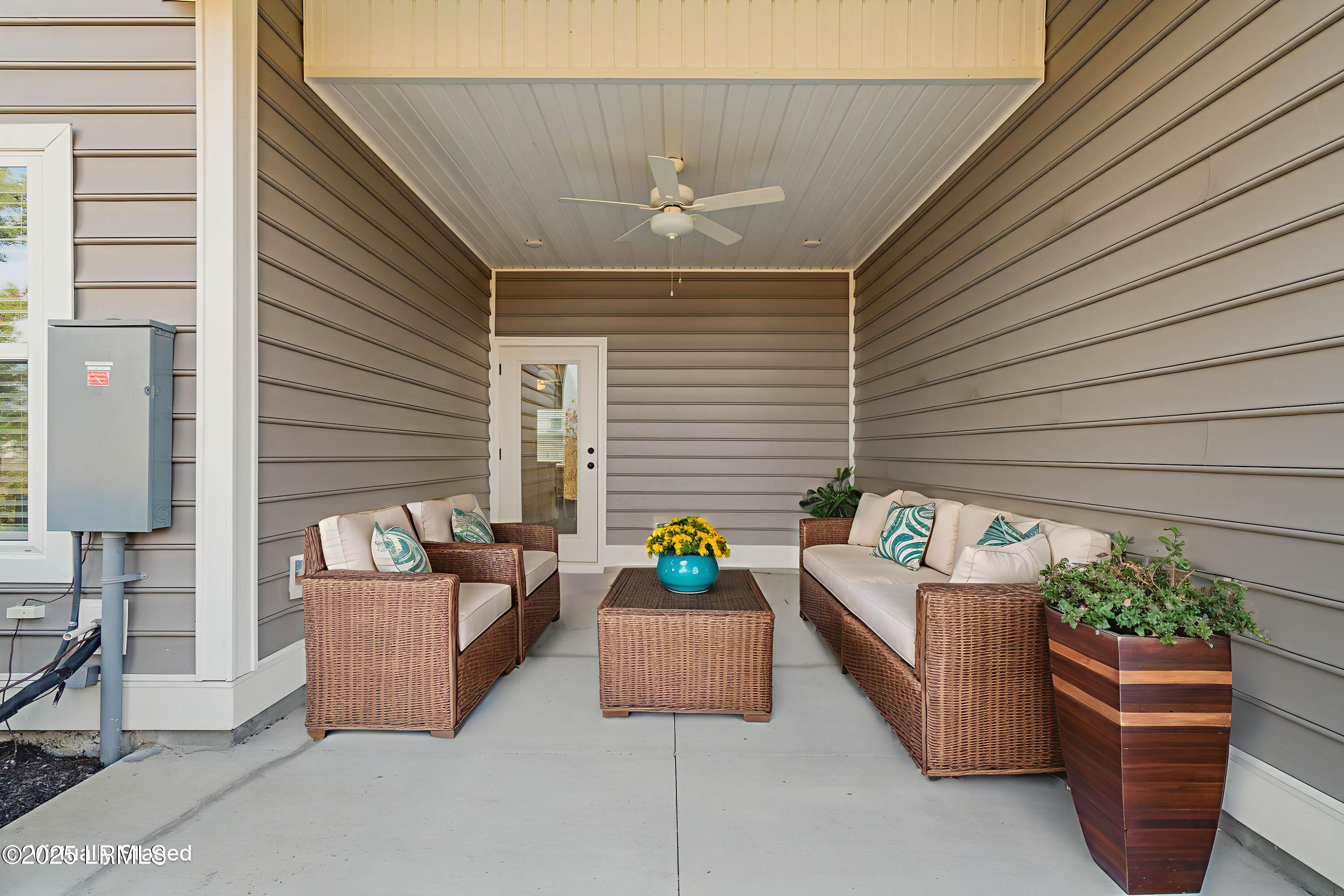 Ridgeland, South Carolina 29936, United States, 3 Bedrooms Bedrooms, ,3 BathroomsBathrooms,Residential,Active,38654