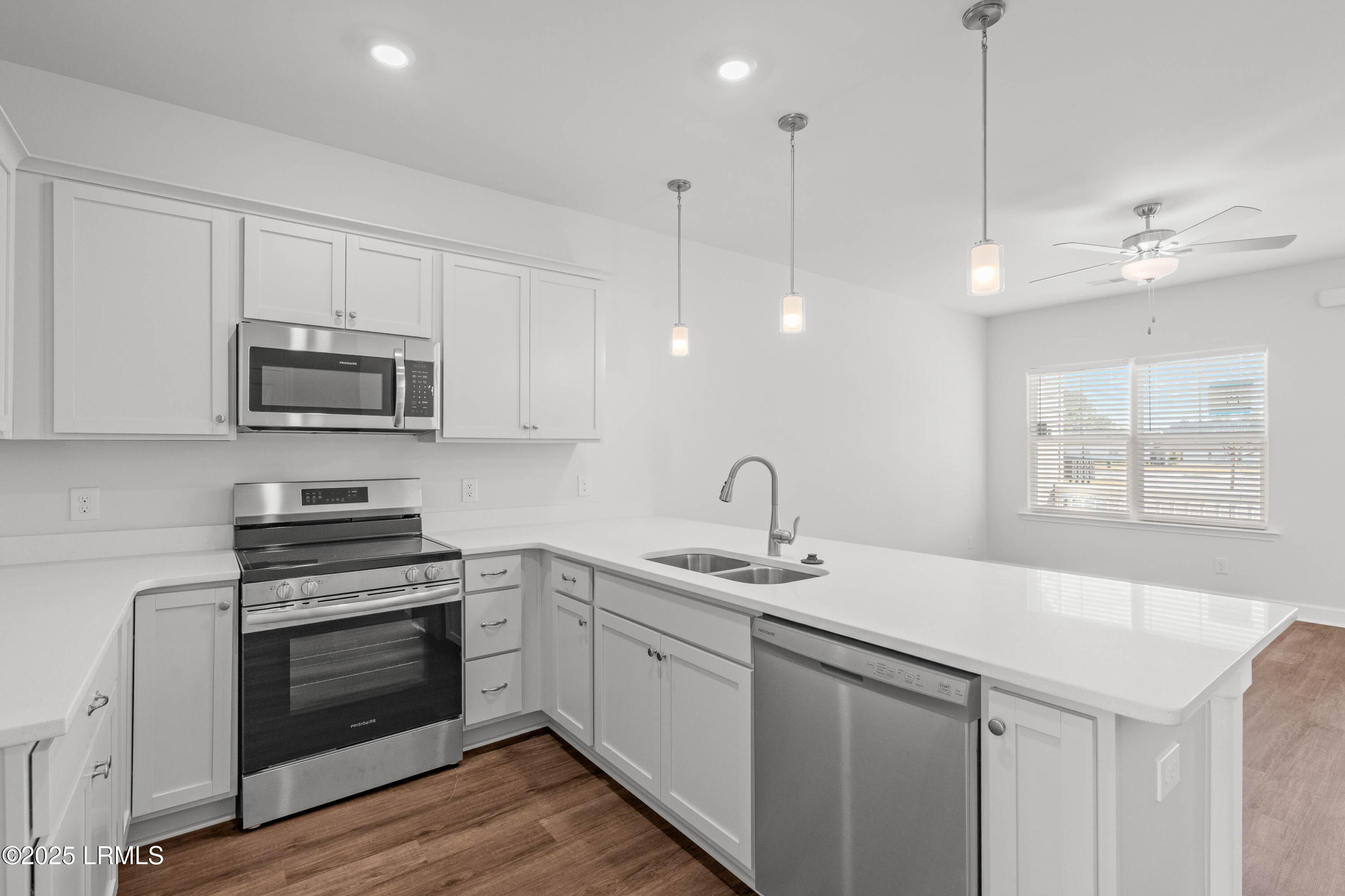 Ridgeland, South Carolina 29936, United States, 3 Bedrooms Bedrooms, ,3 BathroomsBathrooms,Residential,Active,38654