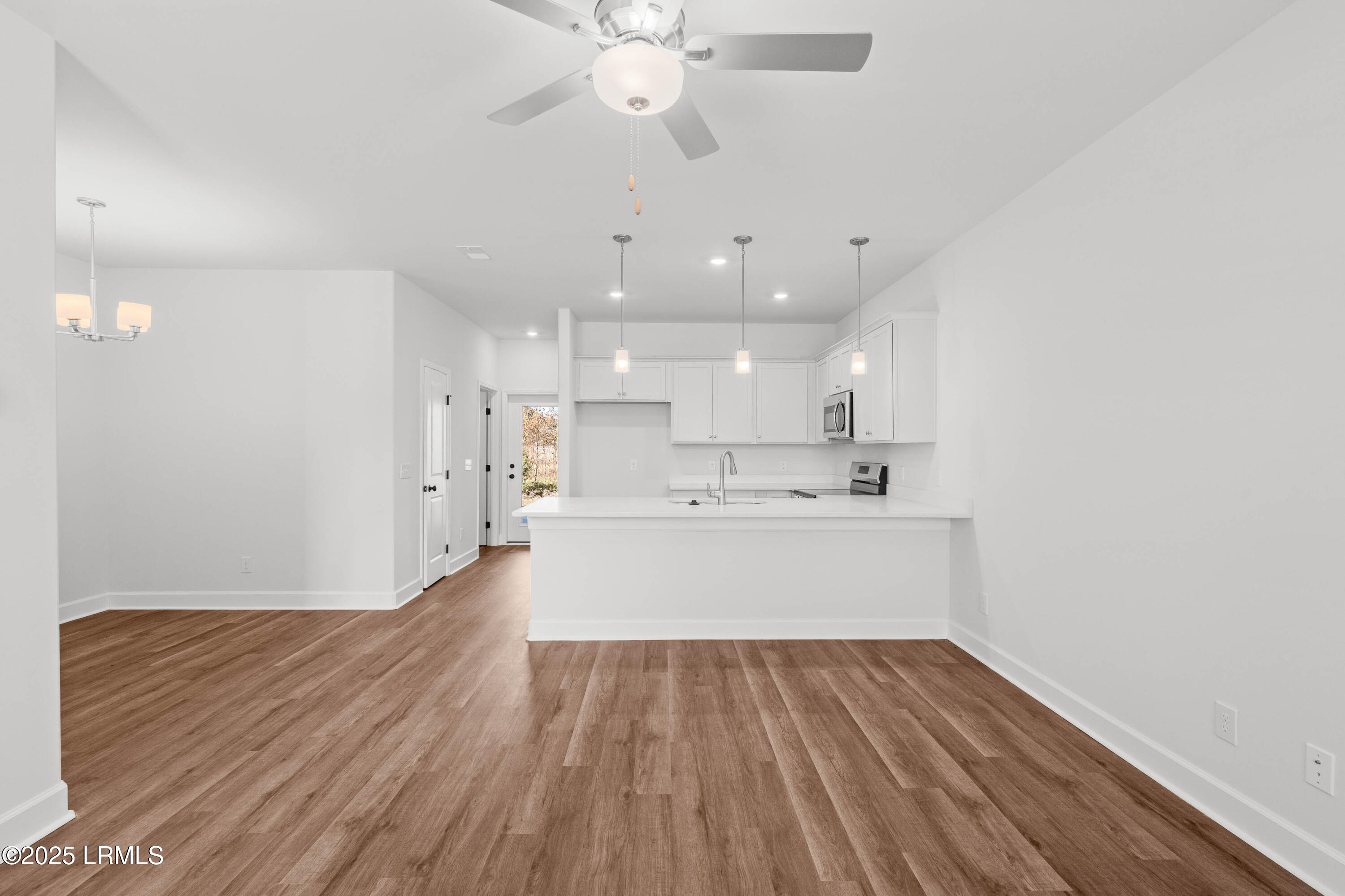 Ridgeland, South Carolina 29936, United States, 3 Bedrooms Bedrooms, ,3 BathroomsBathrooms,Residential,Active,38654