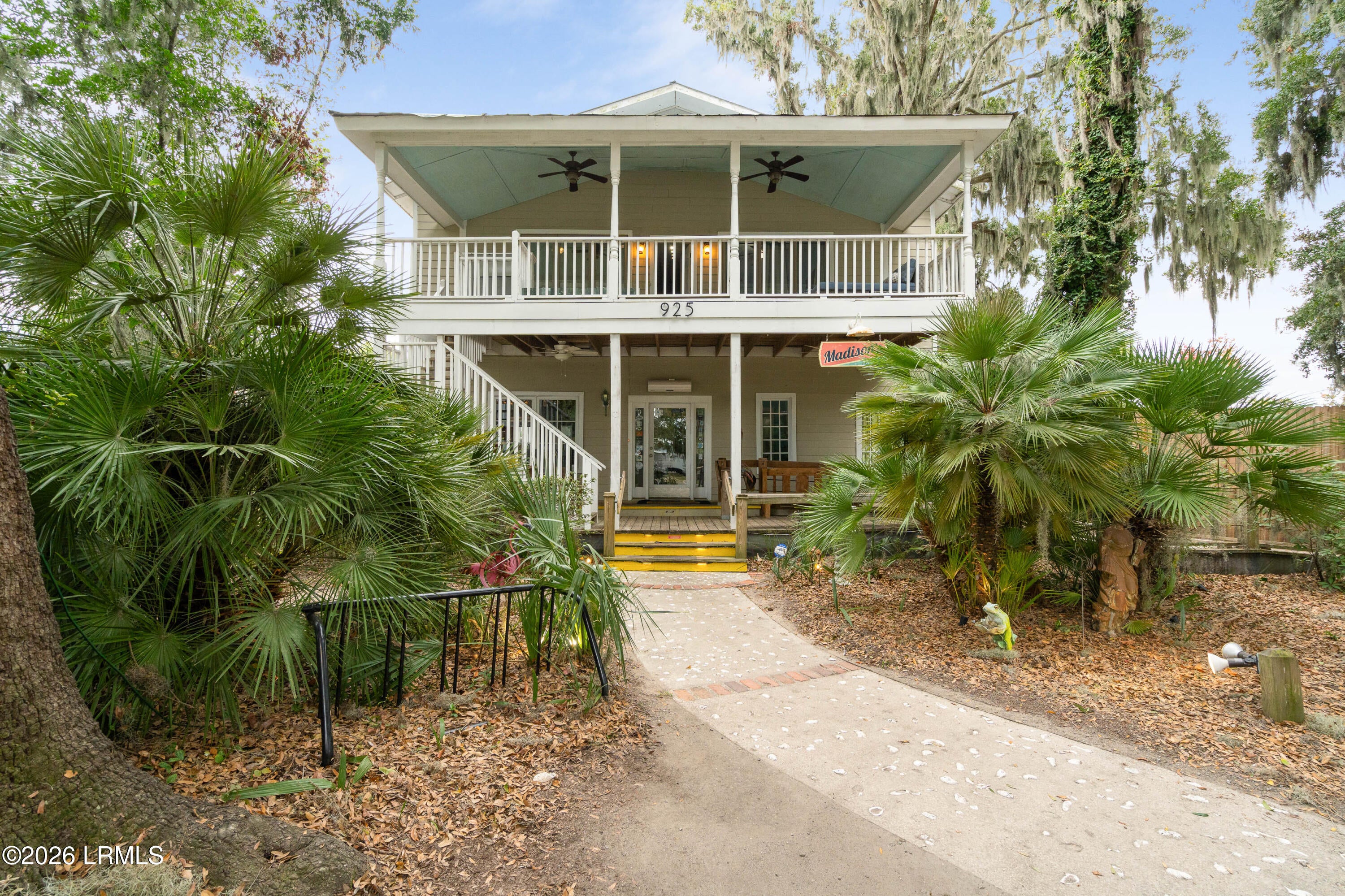 930 9th Street