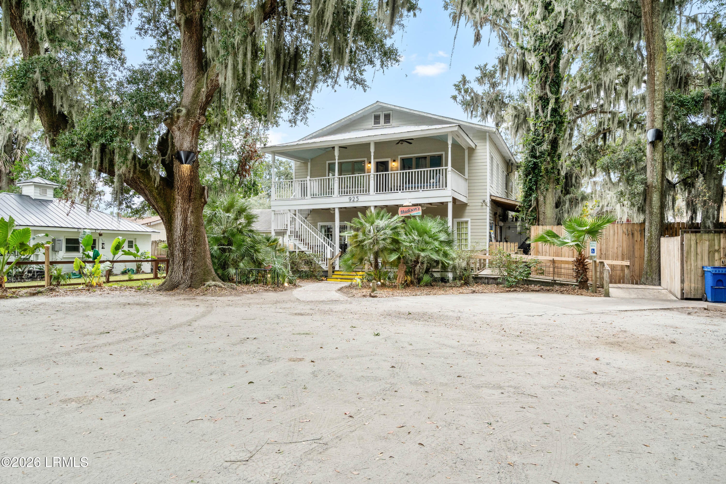 930 9th Street