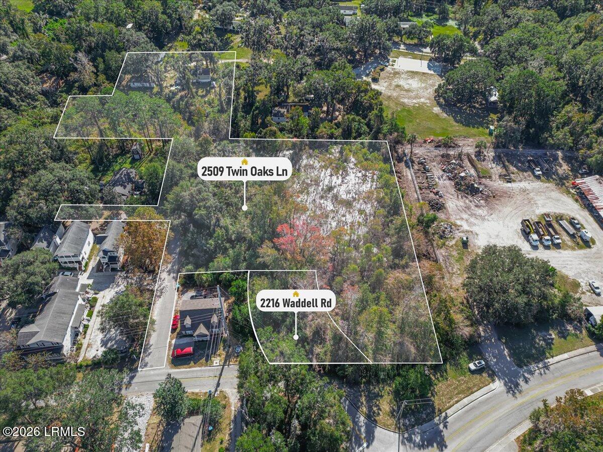 2509 Twin Oaks Lane